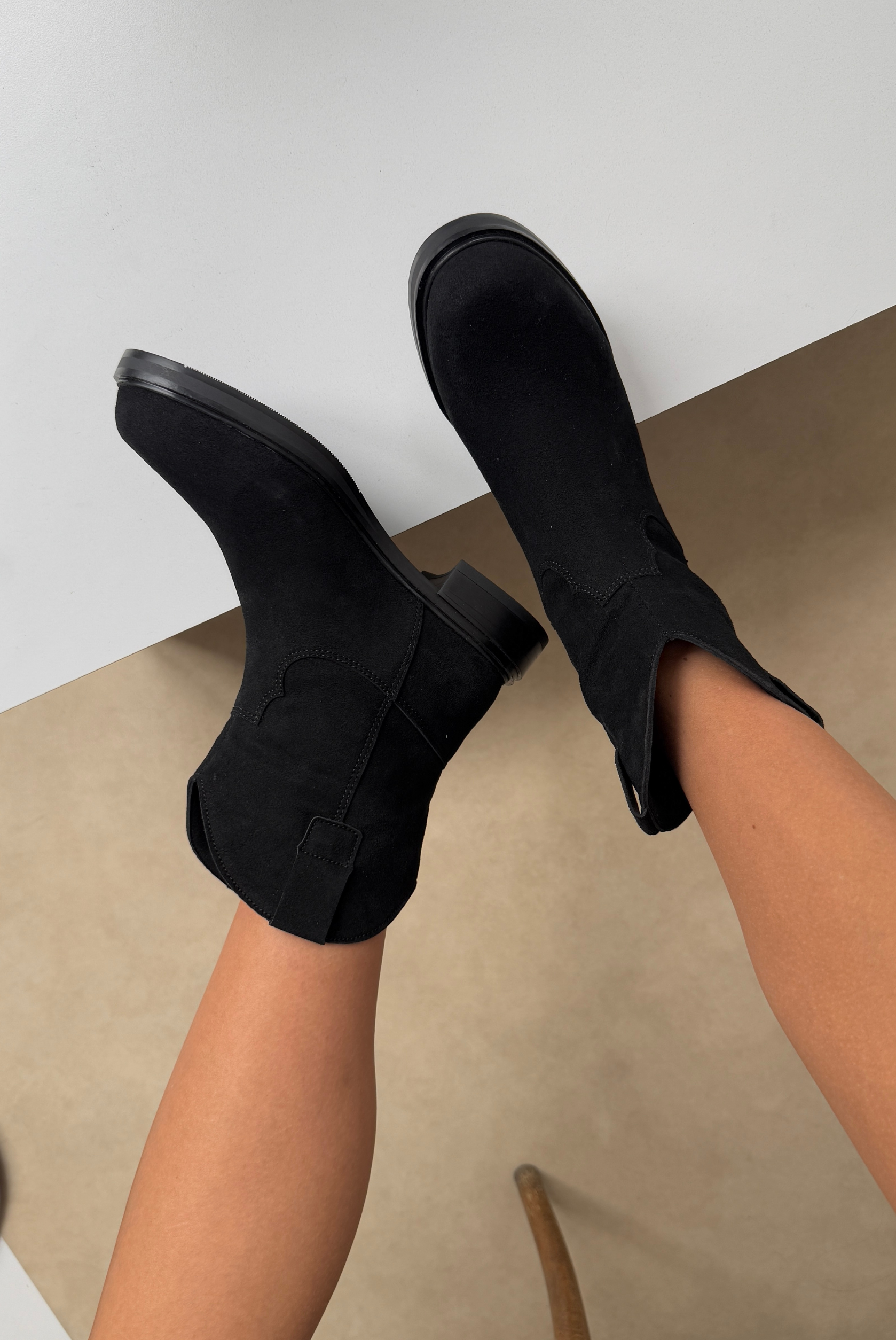 Kadın Bot SİYAH SÜET