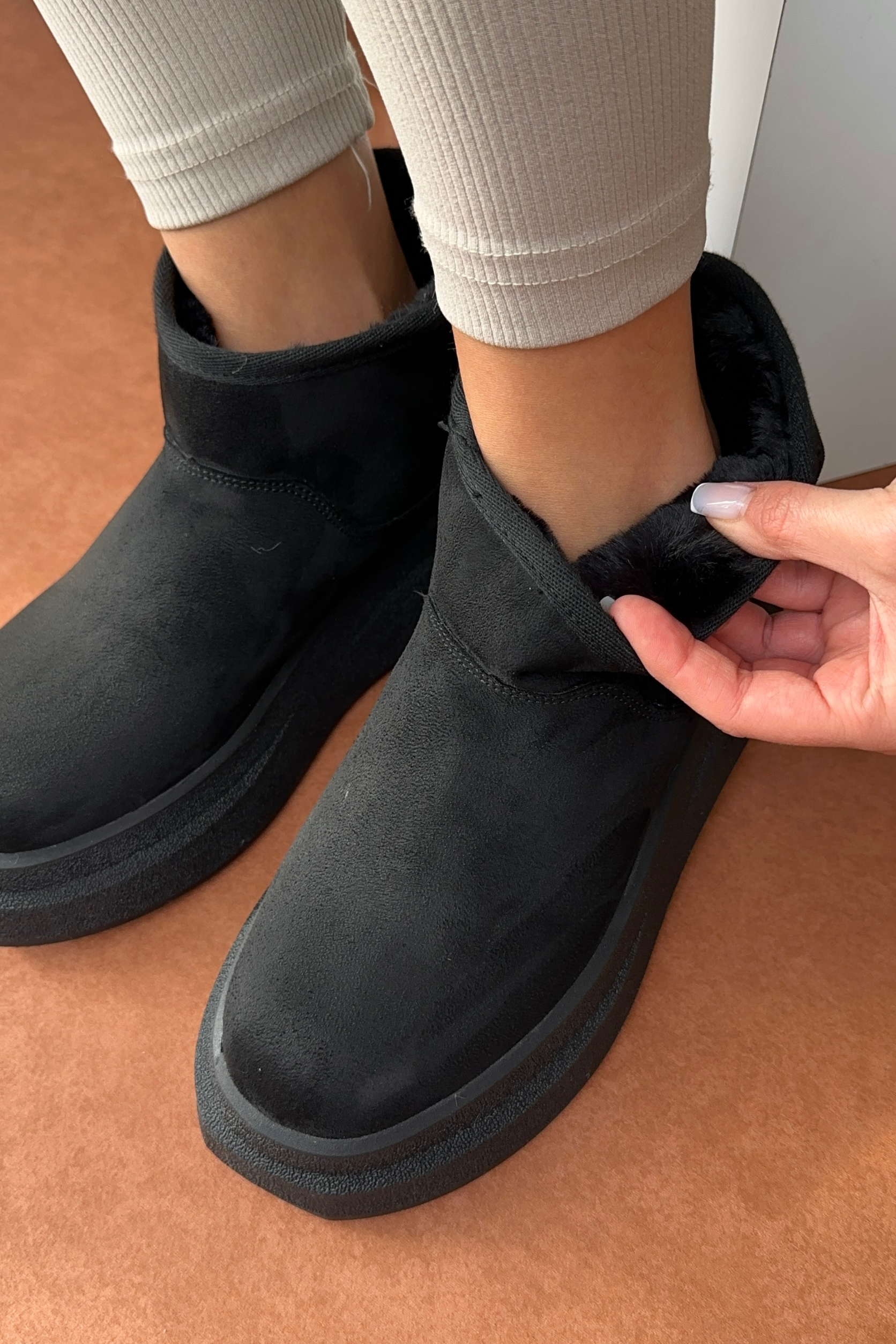 Kadın Bot SİYAH SÜET