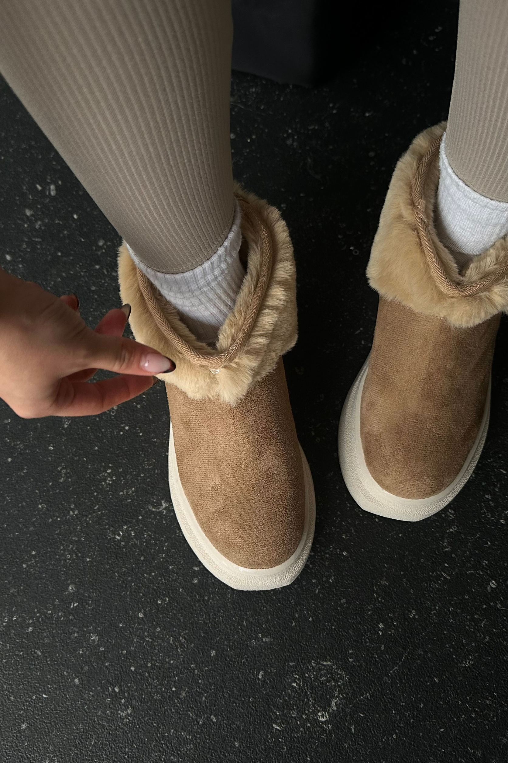 Kadın Bot VİZON SÜET TÜYLÜ