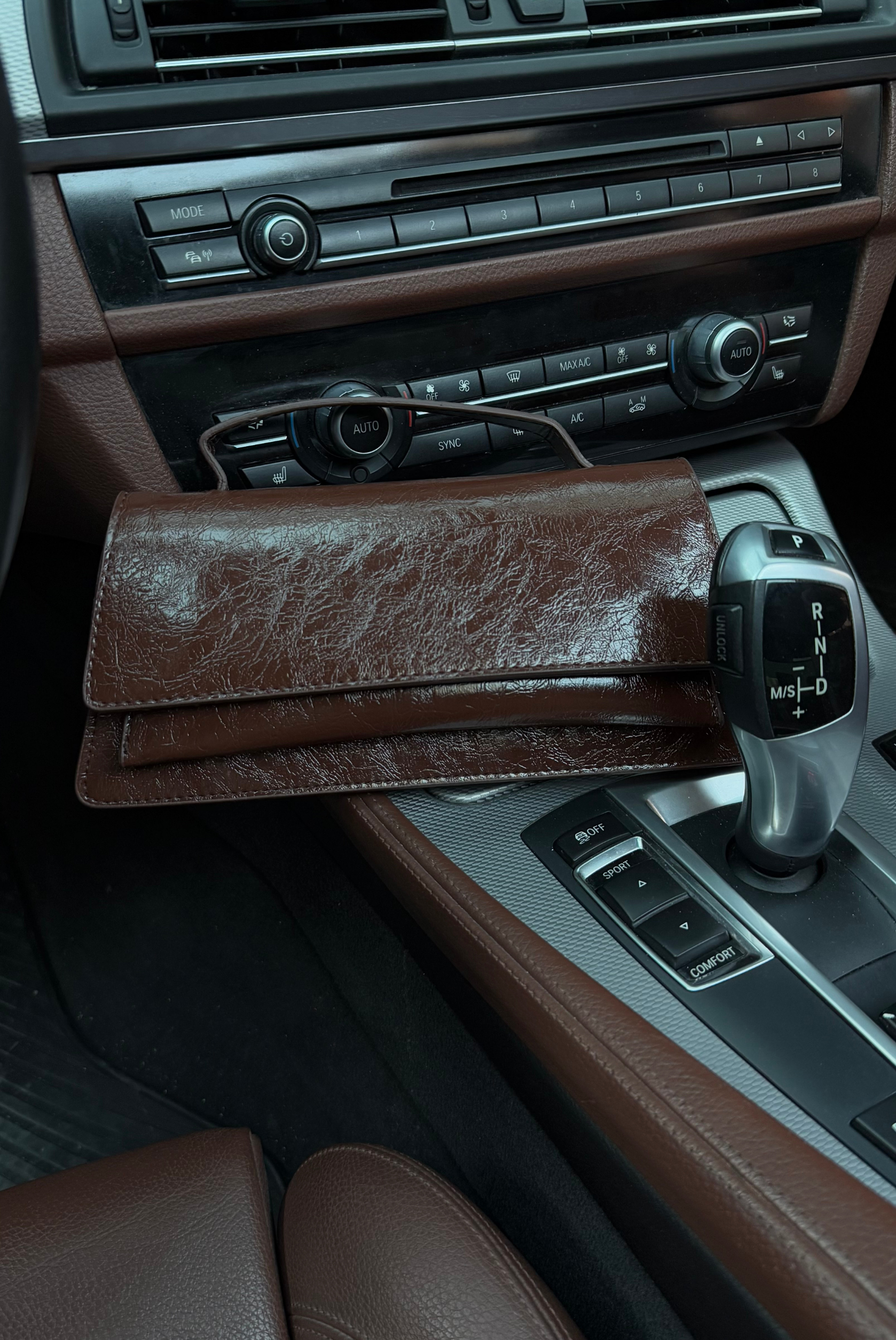 Kadın El ve Omuz Çantası ACI KAHVE RUGAN