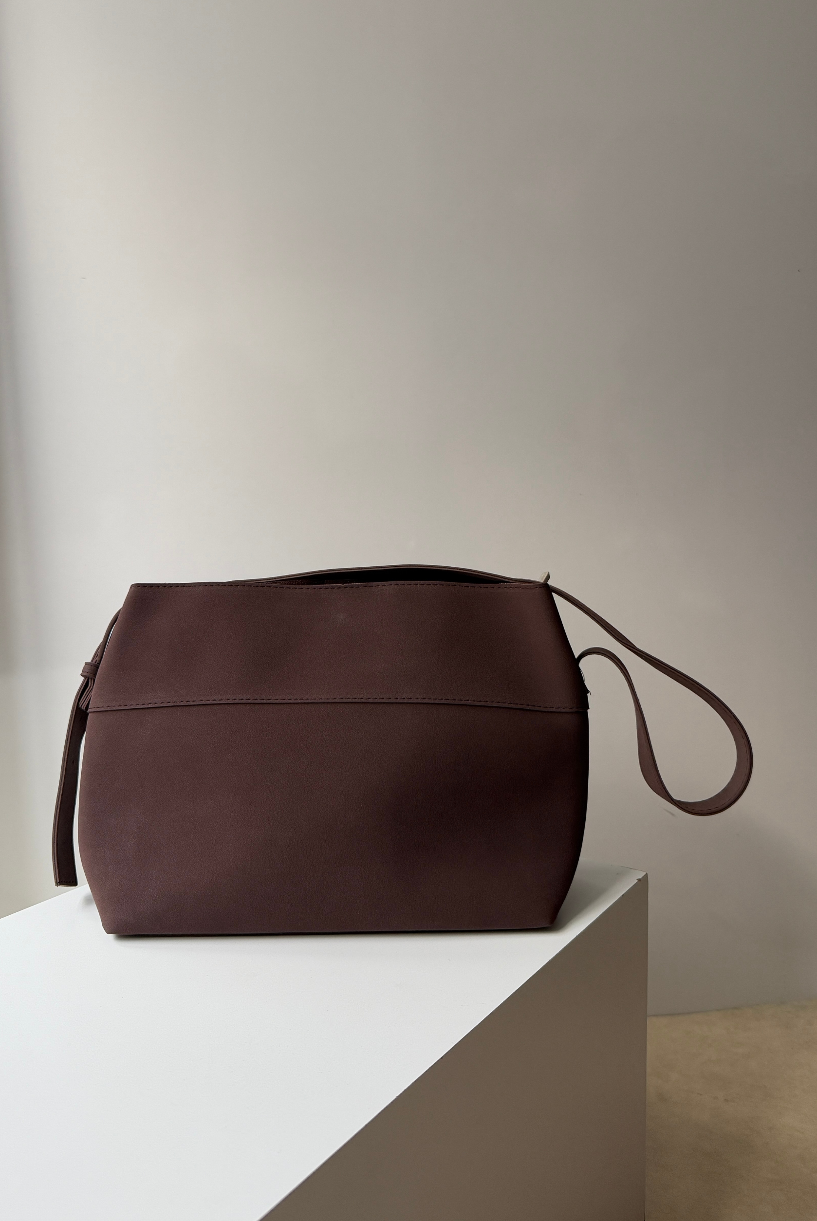 Kadın El ve Omuz Çantası ACI KAHVE SÜET