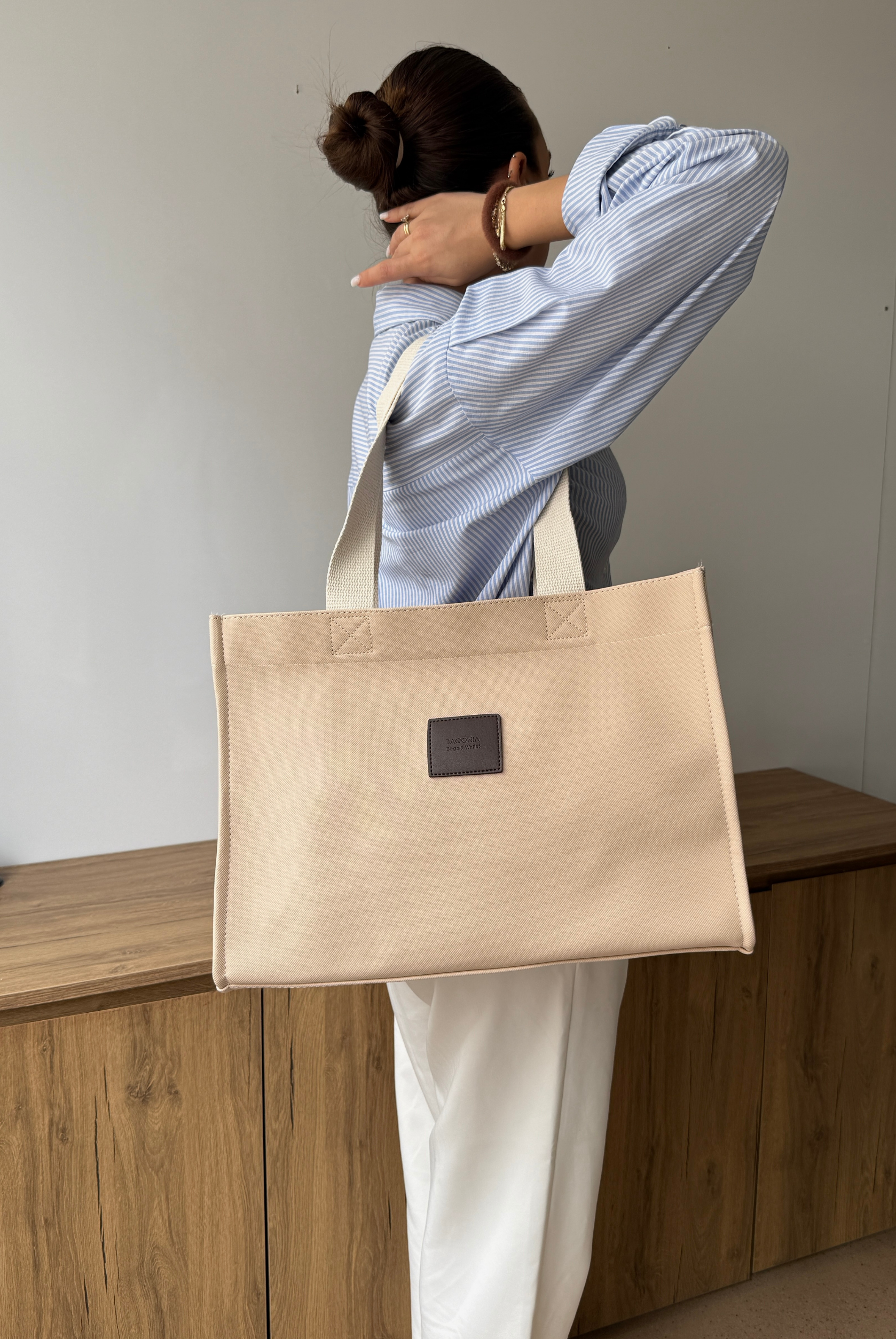 Kadın El ve Omuz Çantası KREM