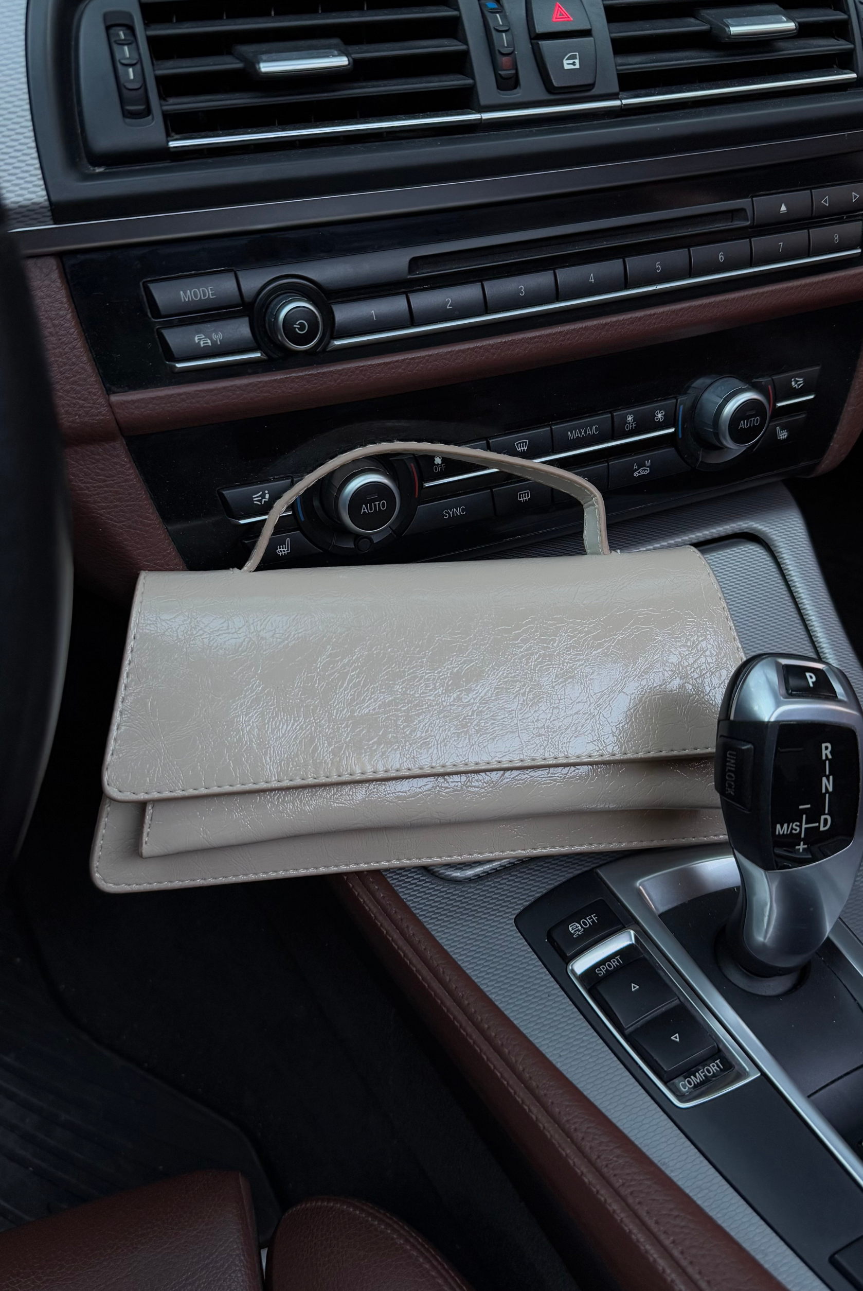 Kadın El ve Omuz Çantası KREM RUGAN