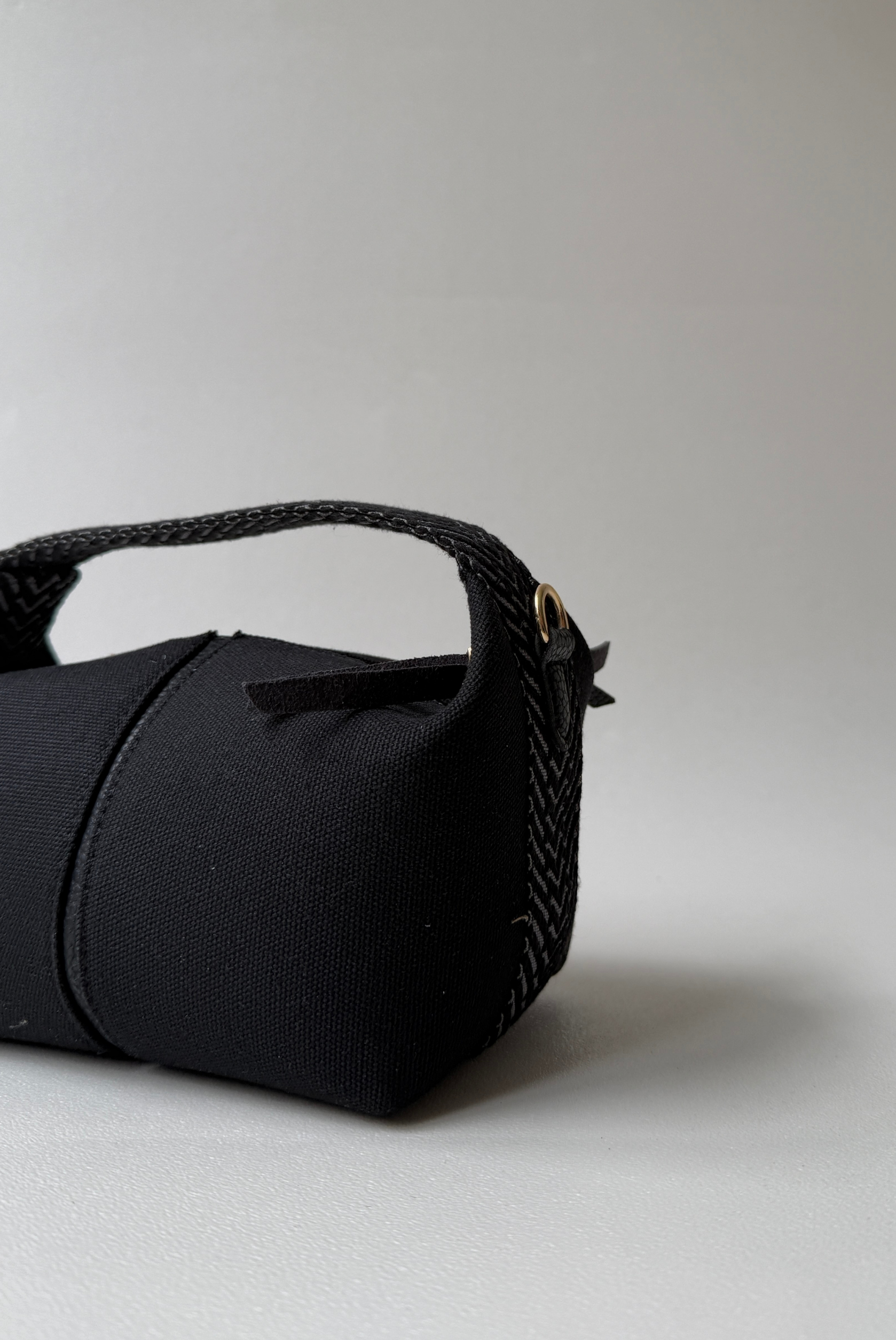 Kadın El ve Omuz Çantası SİYAH KETEN