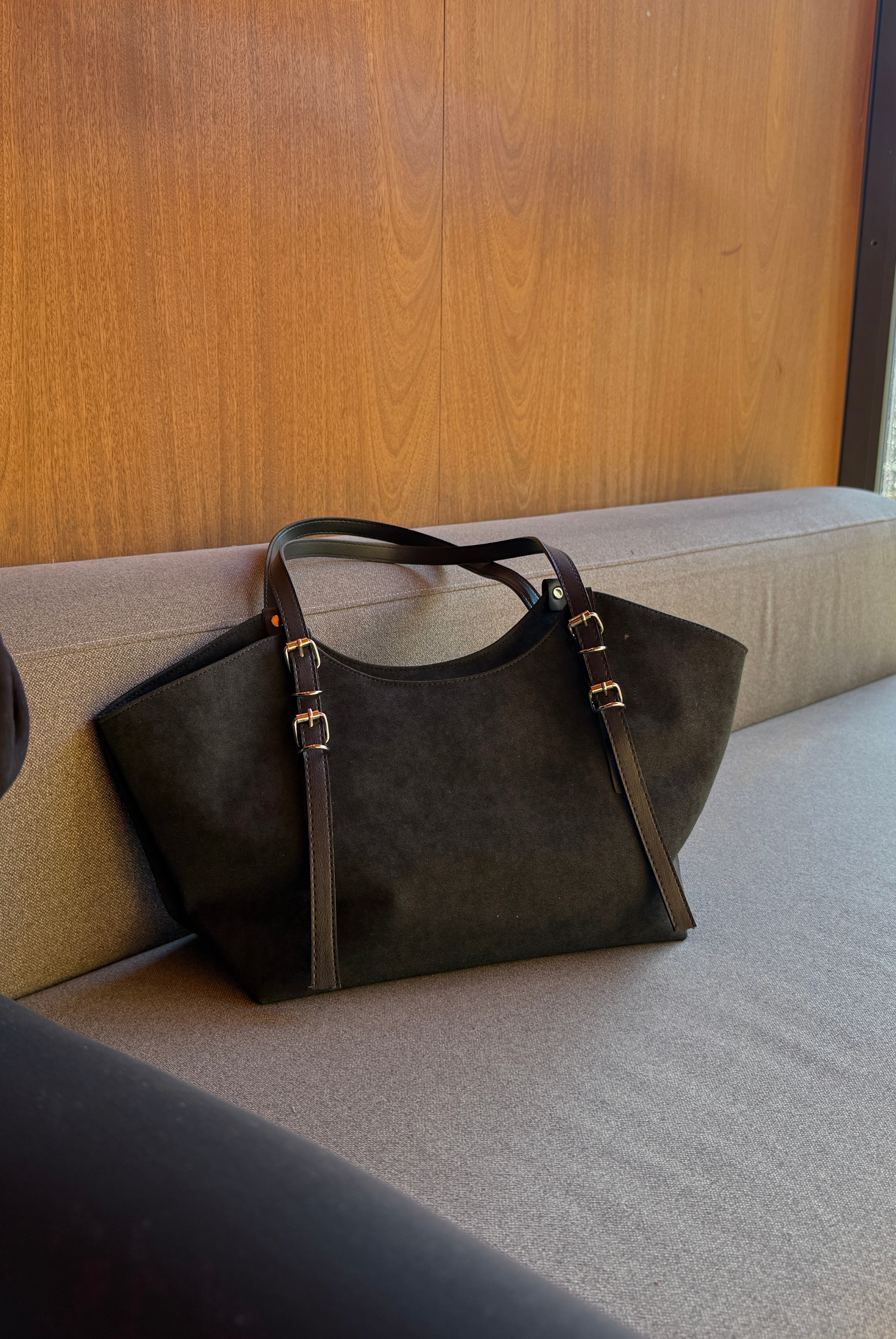 Kadın El ve Omuz Çantası SİYAH SÜET