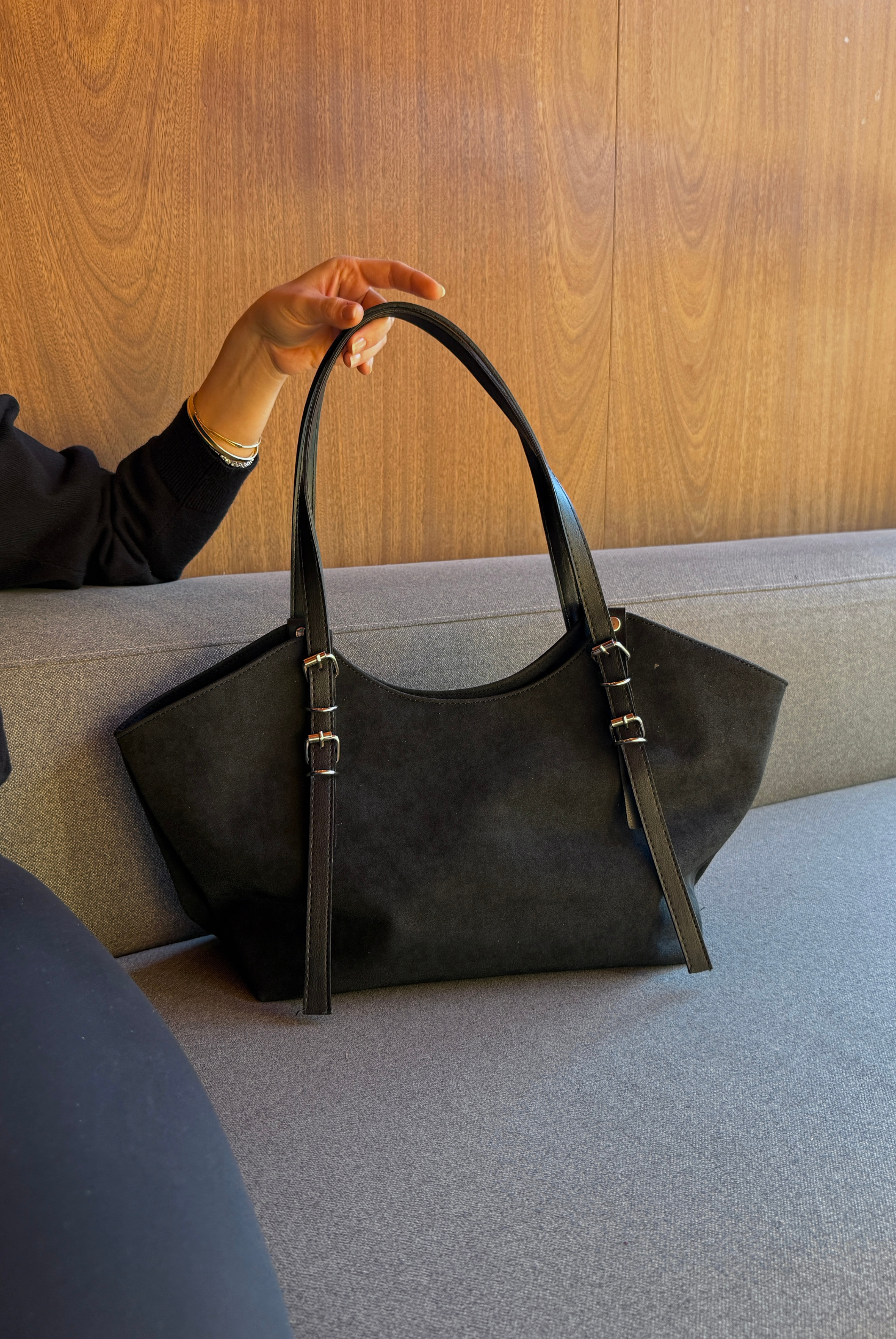 Kadın El ve Omuz Çantası SİYAH SÜET