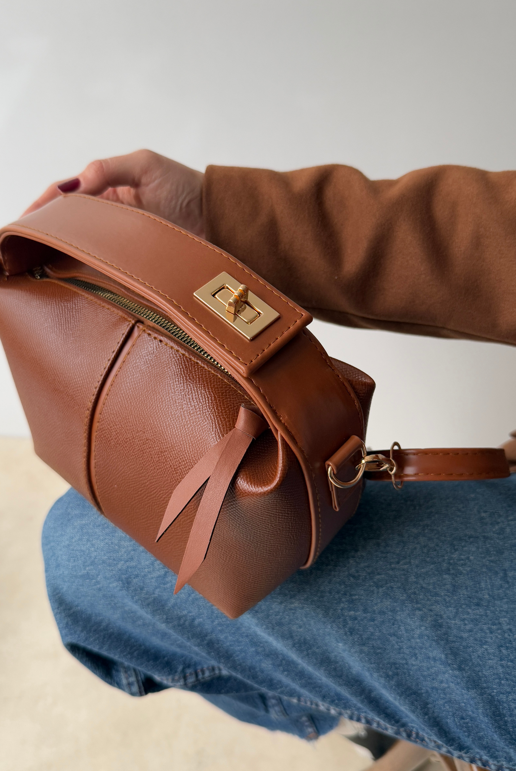 Kadın El ve Omuz Çantası TABA