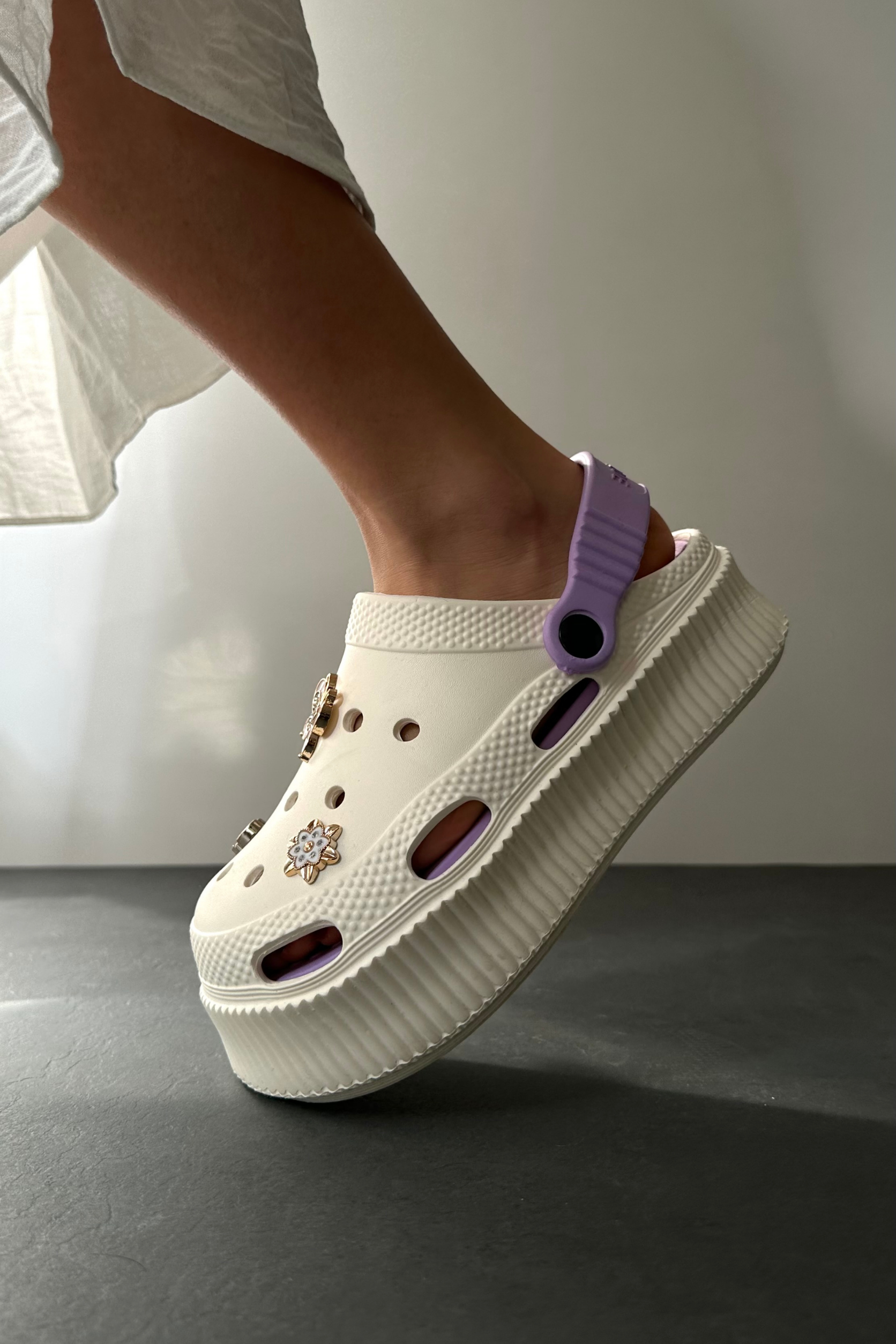 Kadın Eva Terlik Taşlı KREM LİLA