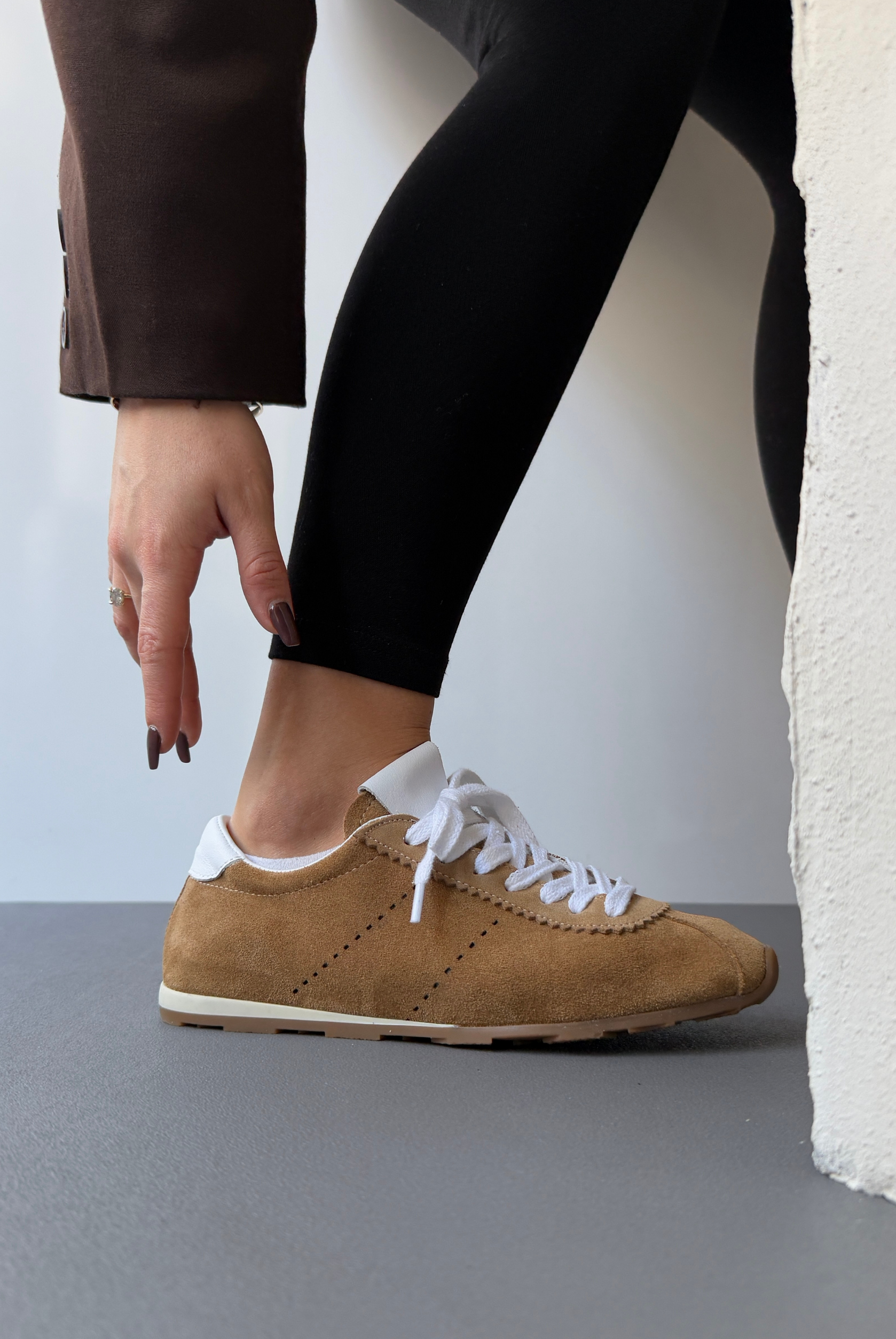 Kadın Hakiki Deri Ayakkabı CAMEL SÜET