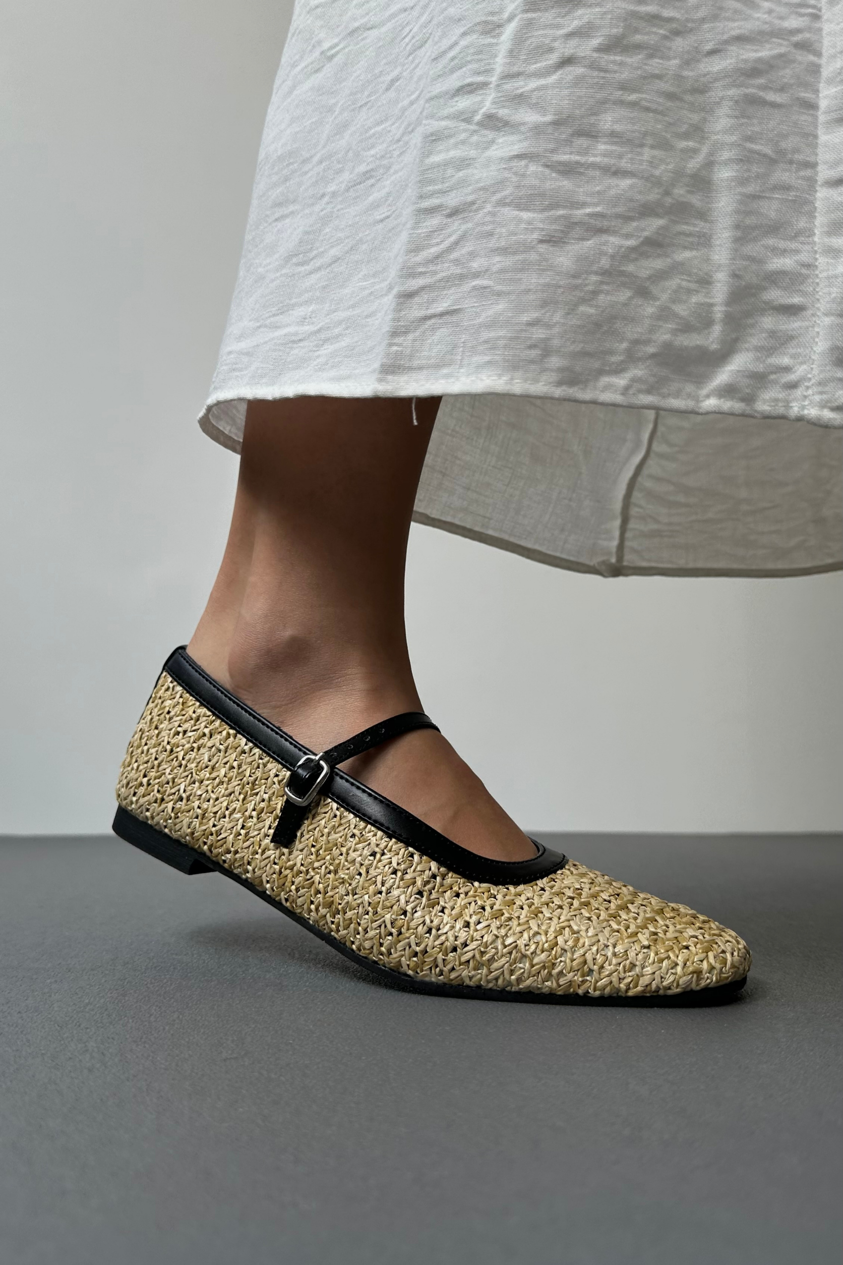 Kadın Hasır Babet SİYAH