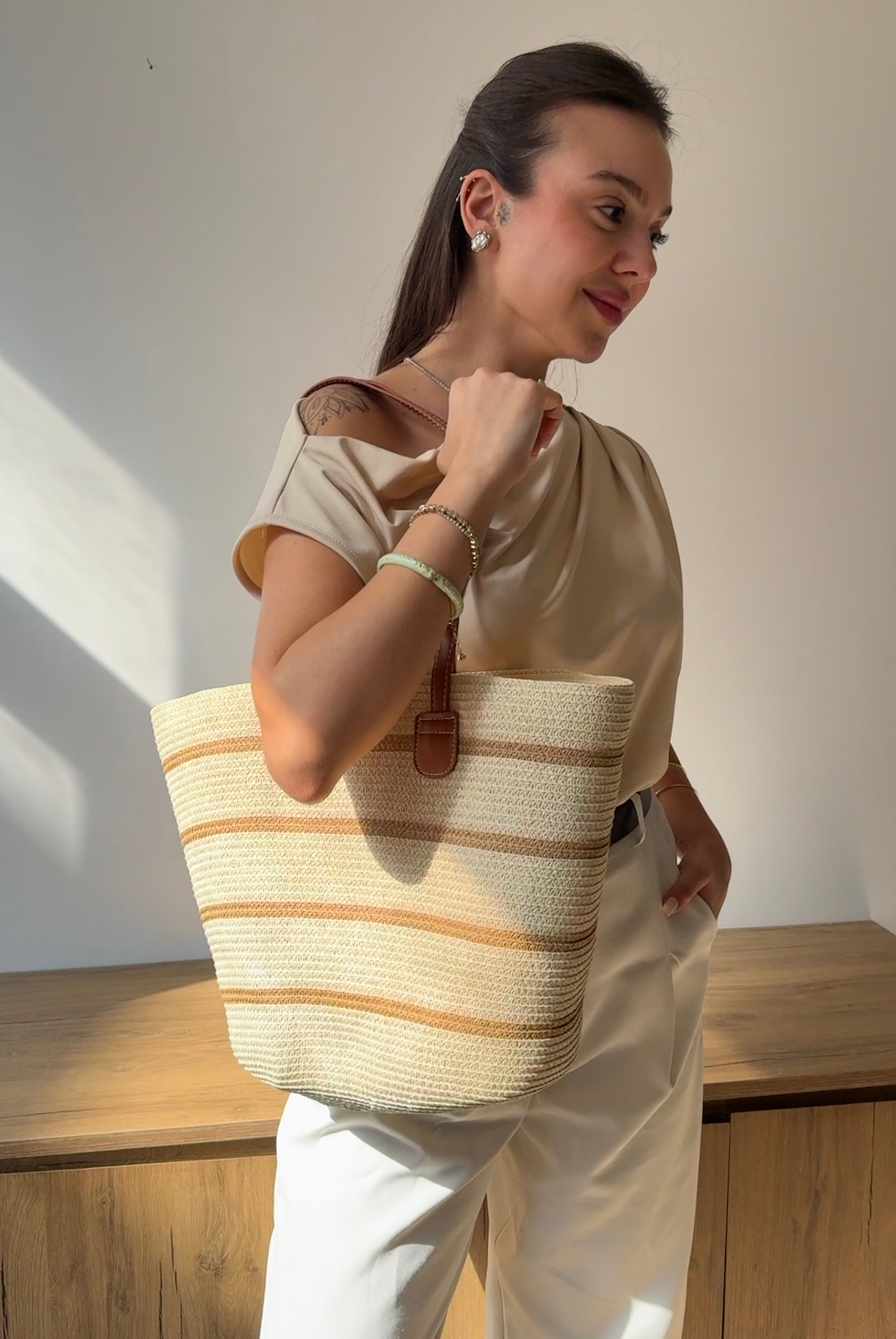 Kadın Hasır El ve Omuz Çantası BEJ HASIR CAMEL ÇİZGİLİ