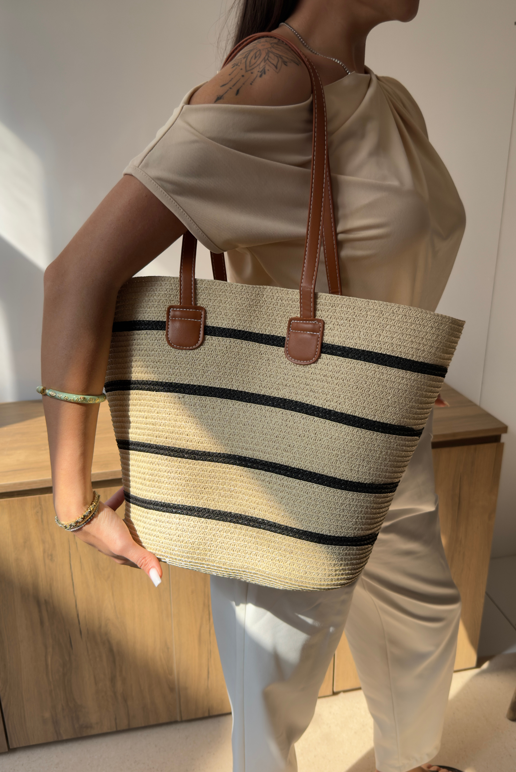 Kadın Hasır El ve Omuz Çantası BEJ HASIR SİYAH ÇİZGİLİ