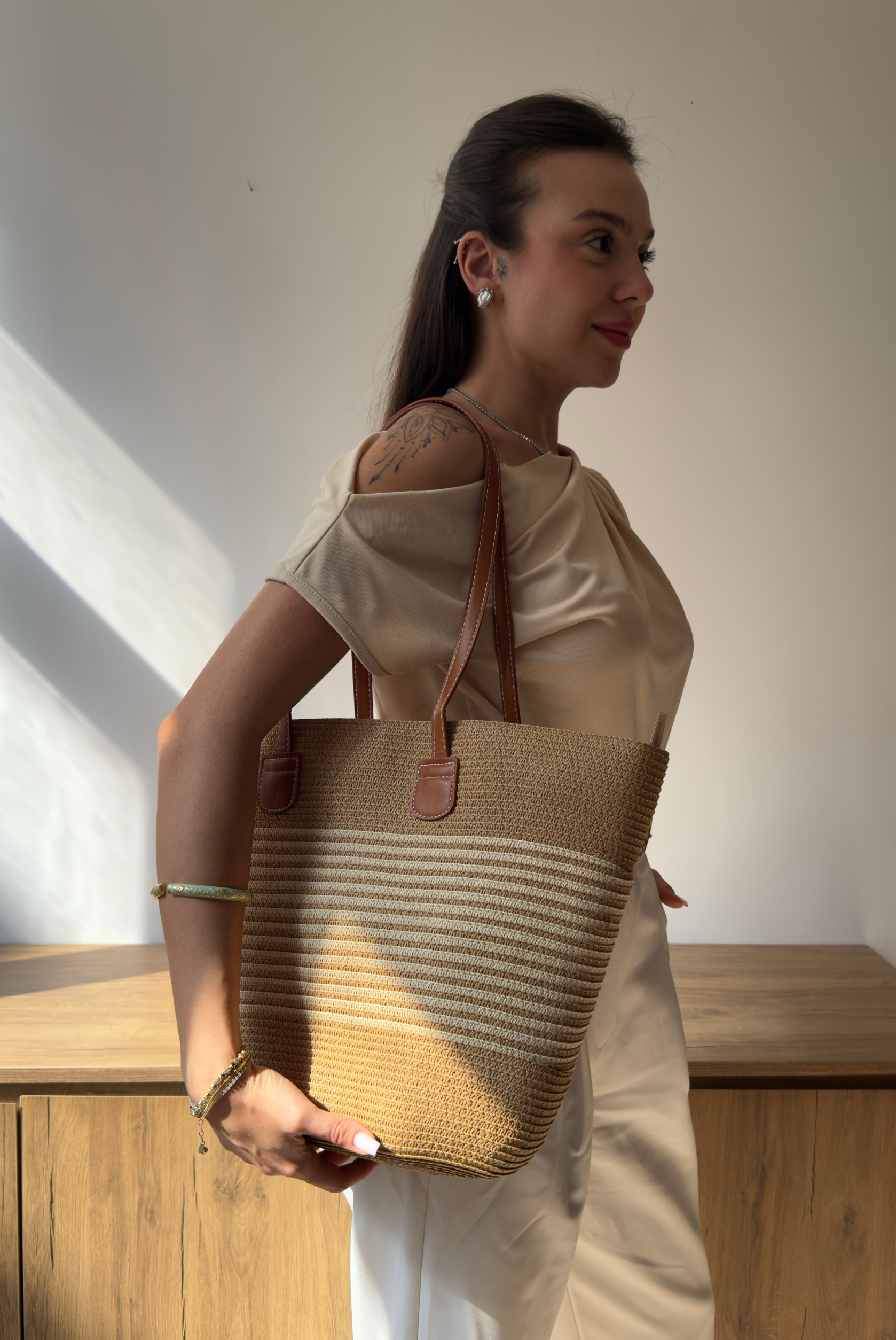 Kadın Hasır El ve Omuz Çantası CAMEL HASIR BEJ ÇİZGİLİ