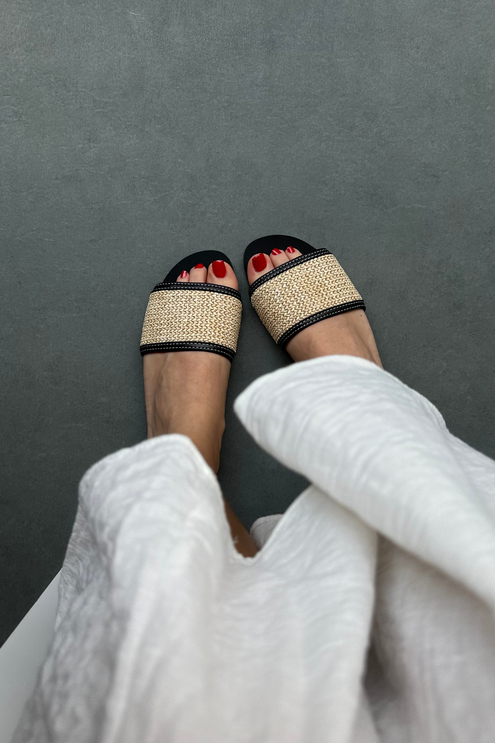 Kadın Hasır Terlik BEJ