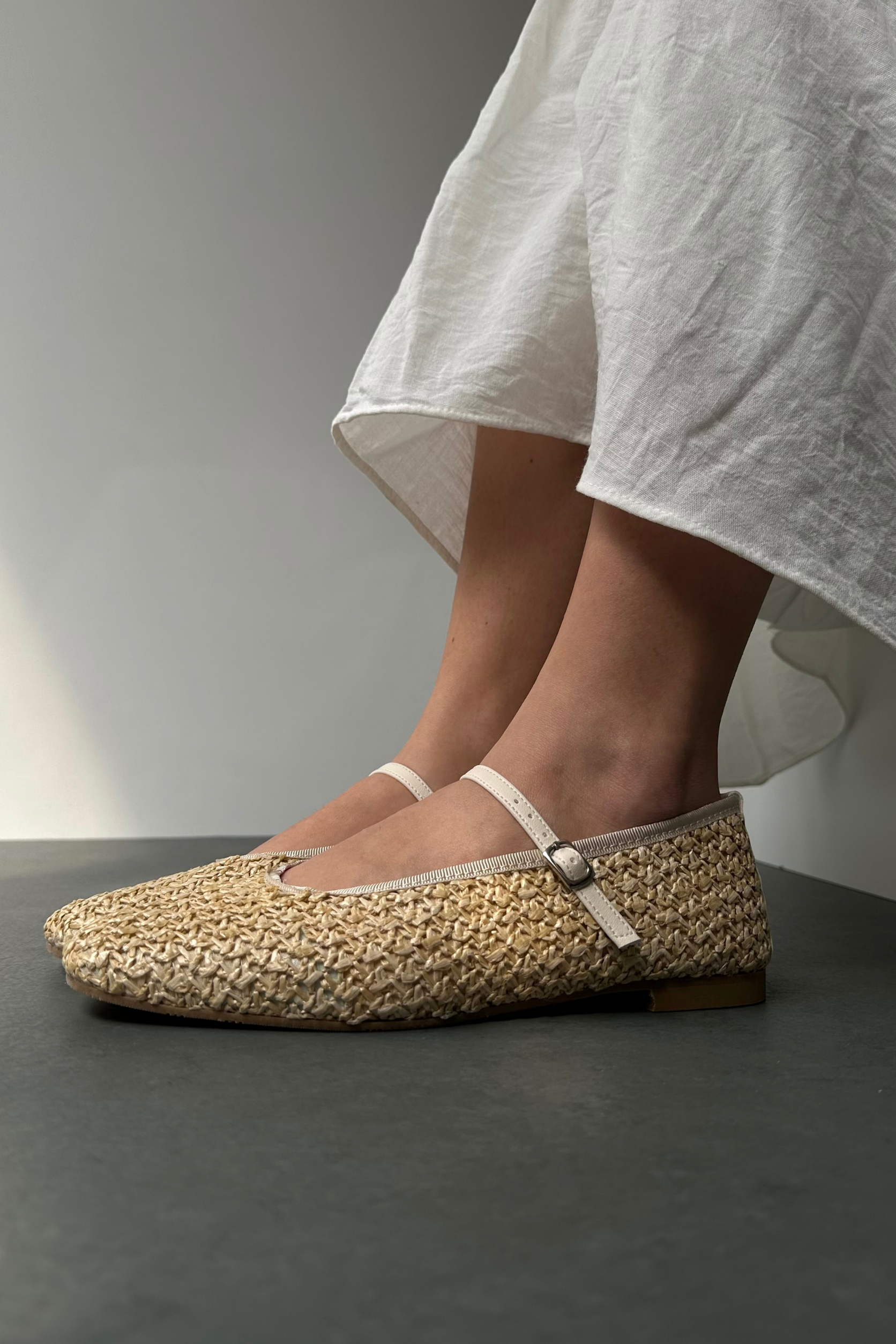 Kadın Hasır Terlik BEJ