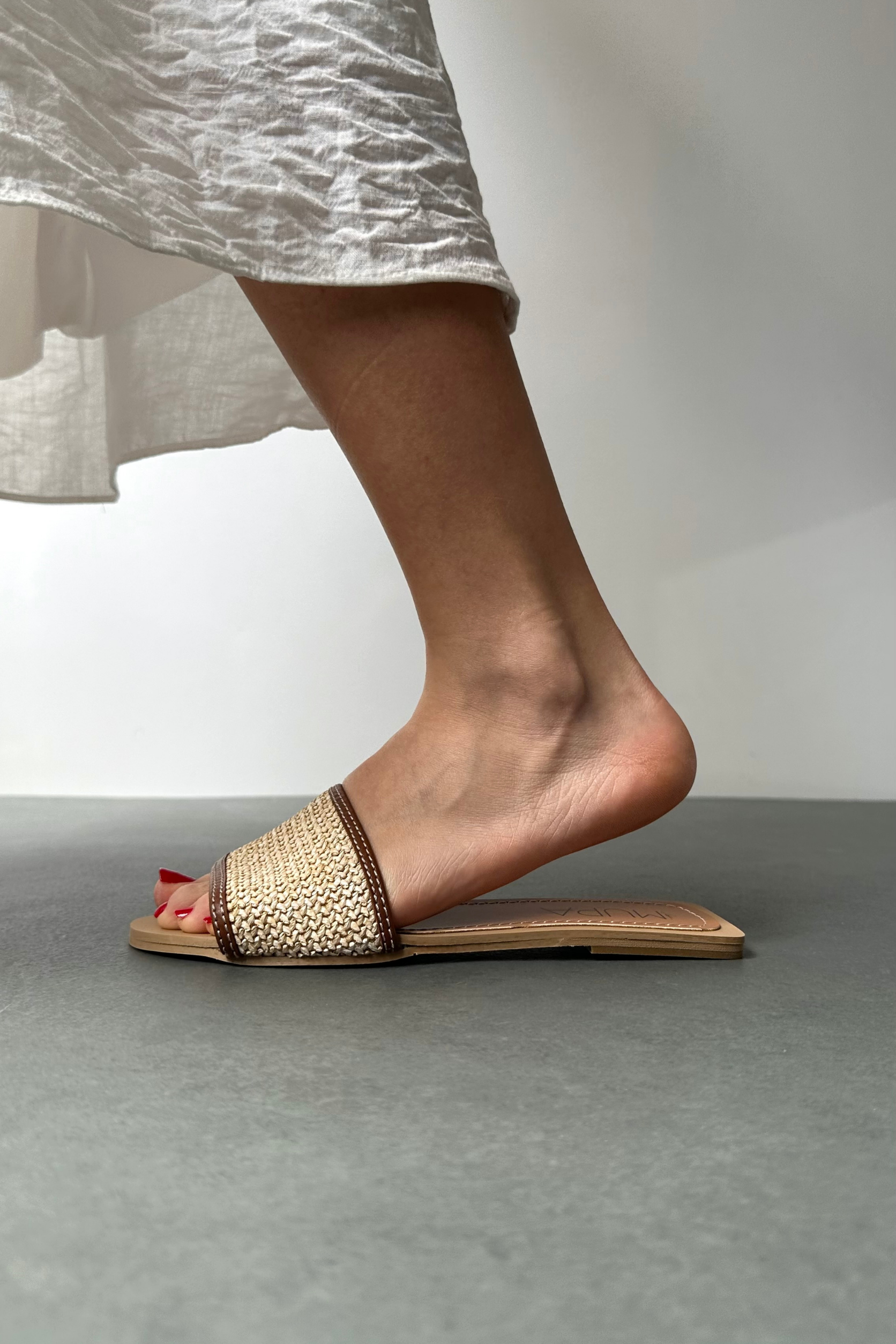 Kadın Hasır Terlik TABA