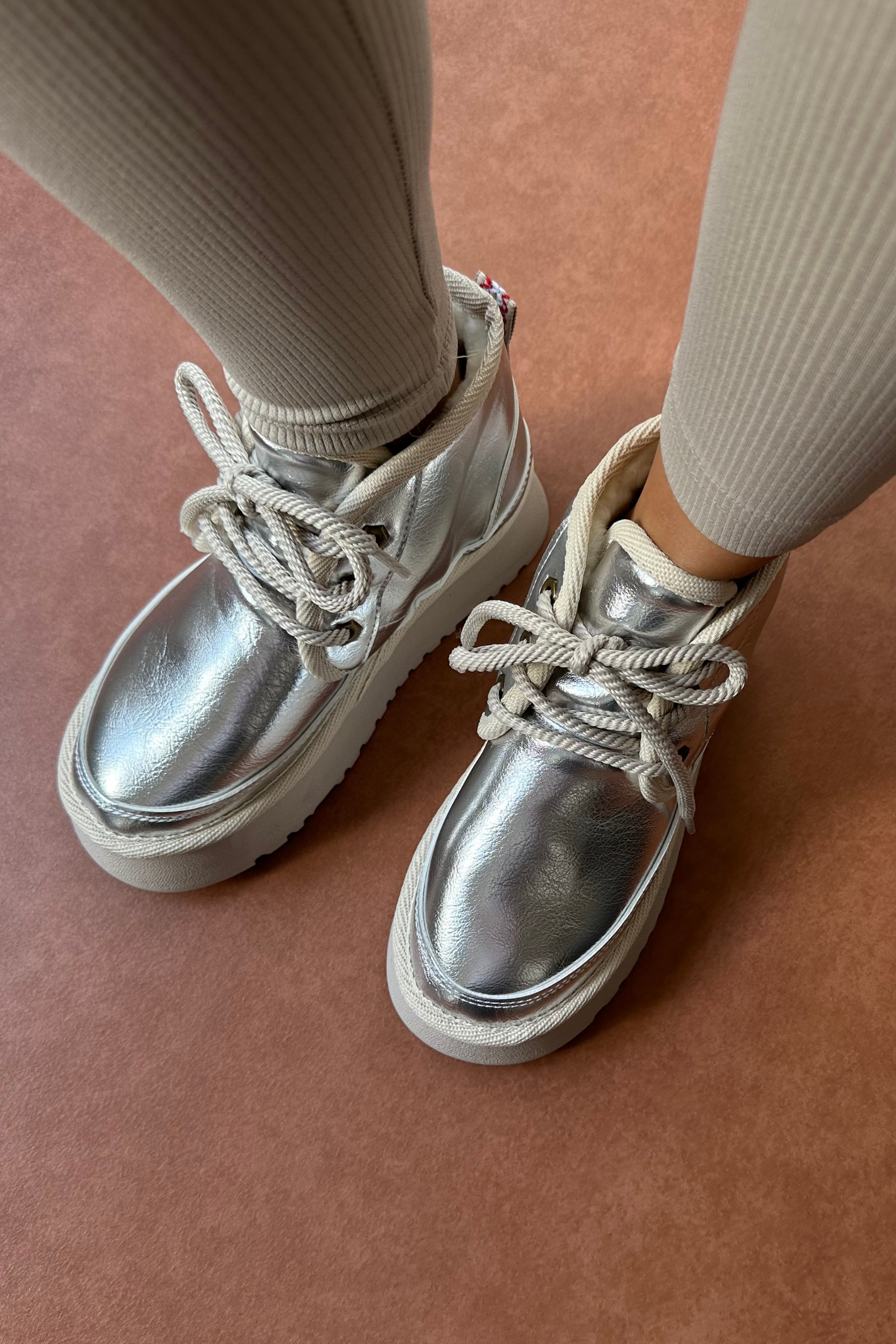 Kadın İçi Kürklü Bot GÜMÜŞ RUGAN