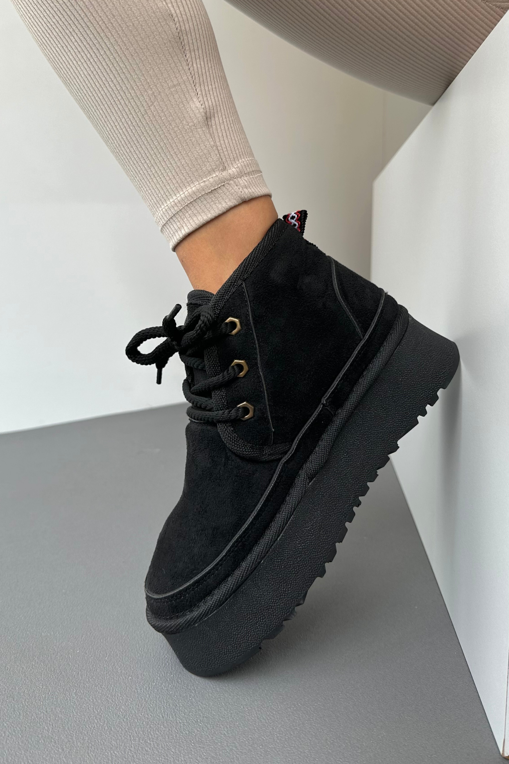 Kadın İçi Kürklü Bot SİYAH SÜET