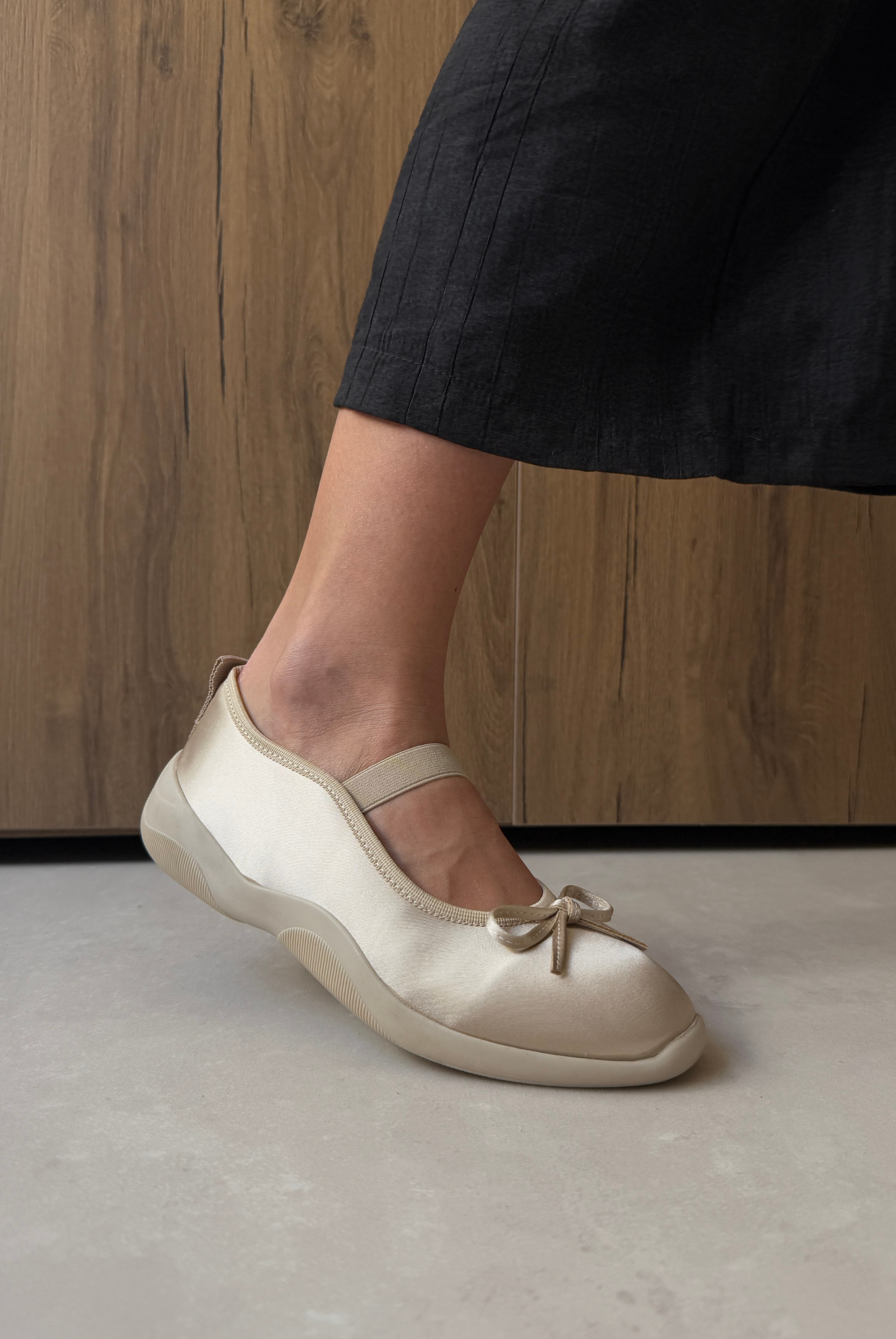 Kadın Lastikli Babet GOLD SATEN