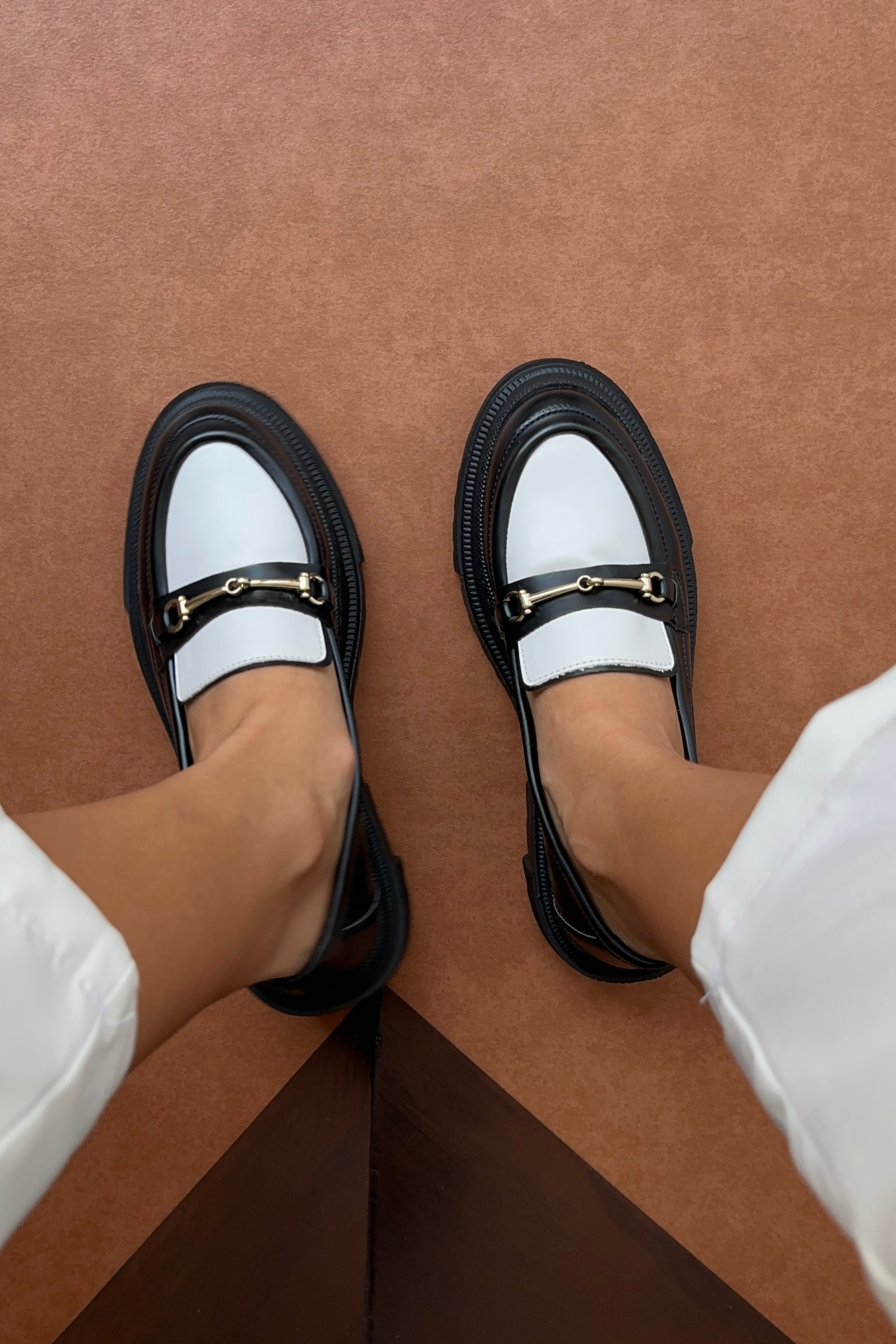 Kadın Loafer Ayakkabı SİYAH BEYAZ