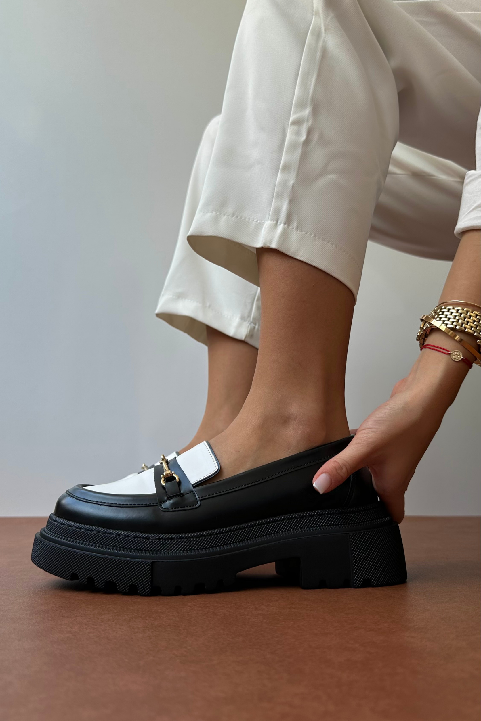 Kadın Loafer Ayakkabı SİYAH BEYAZ