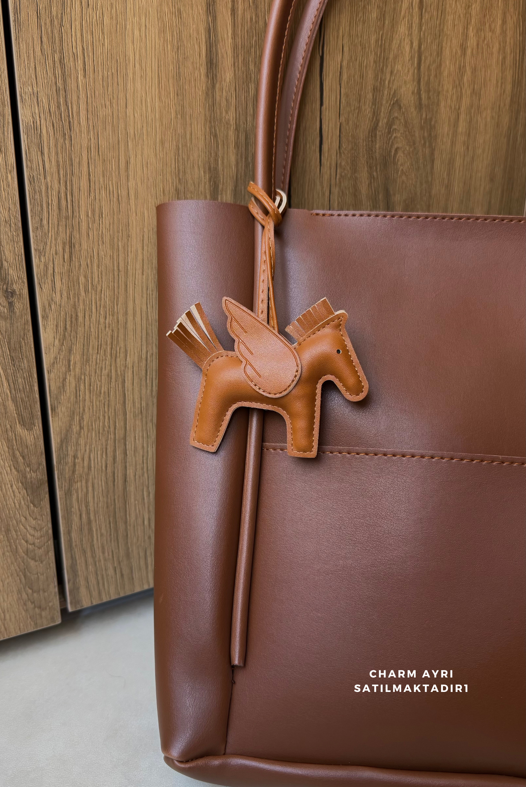 Kadın Omuz Çantası TABA