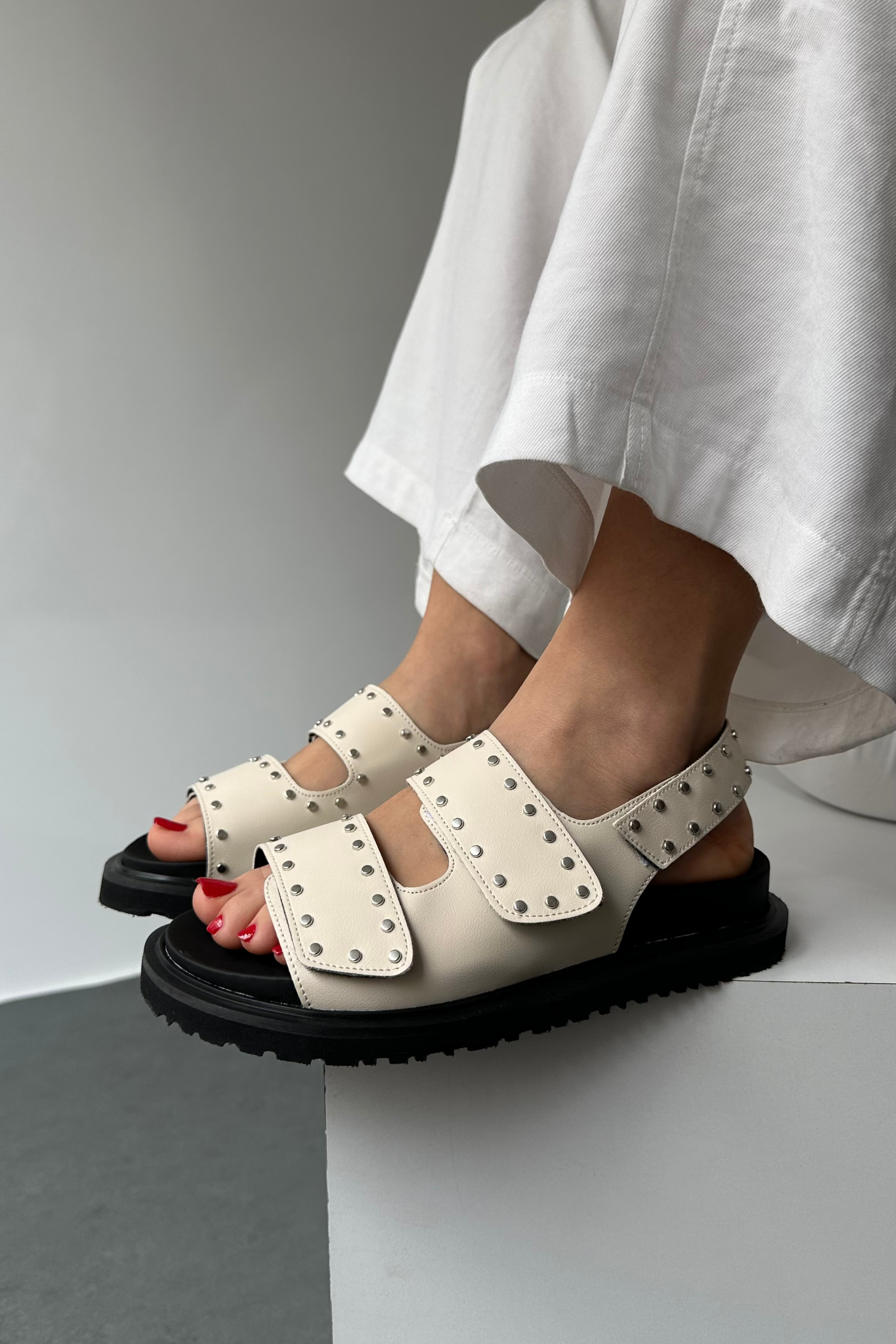 Kadın Sandalet BEJ TAŞLI