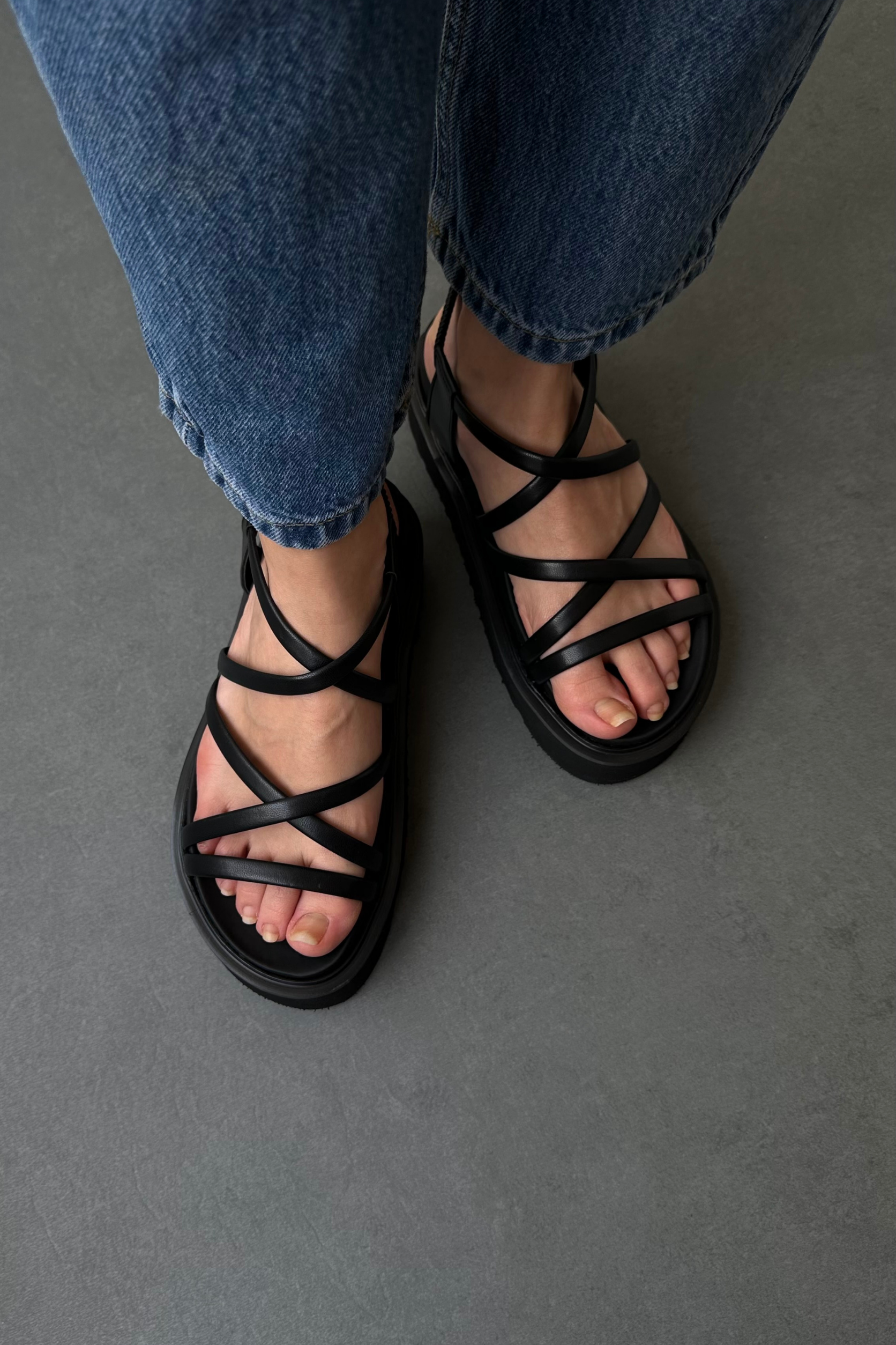 Kadın Sandalet SİYAH