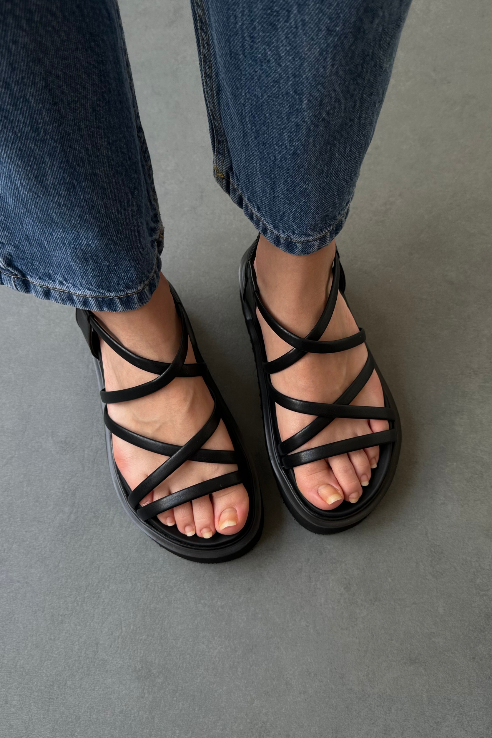 Kadın Sandalet SİYAH