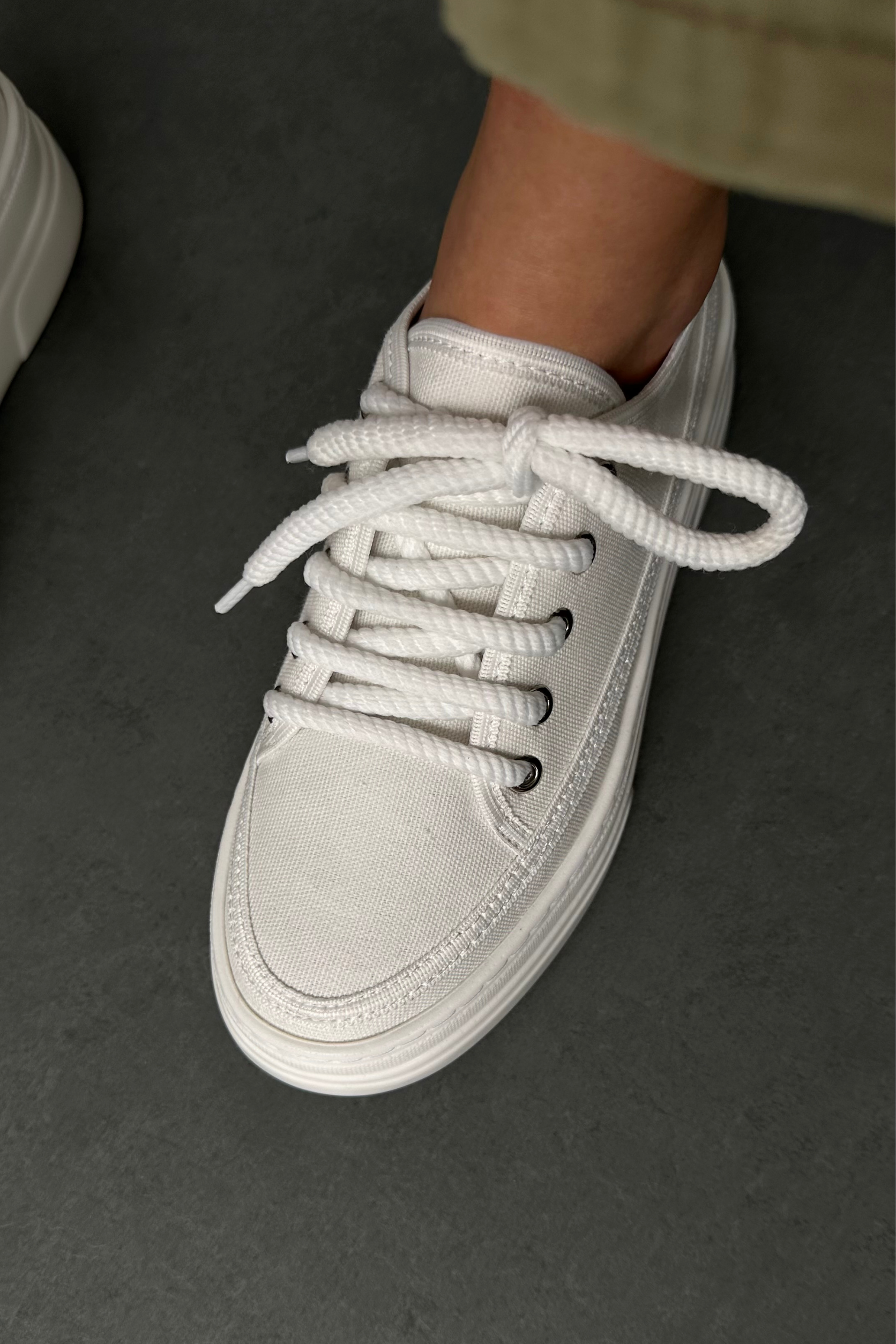 Kadın Spor Ayakkabı BEYAZ KETEN