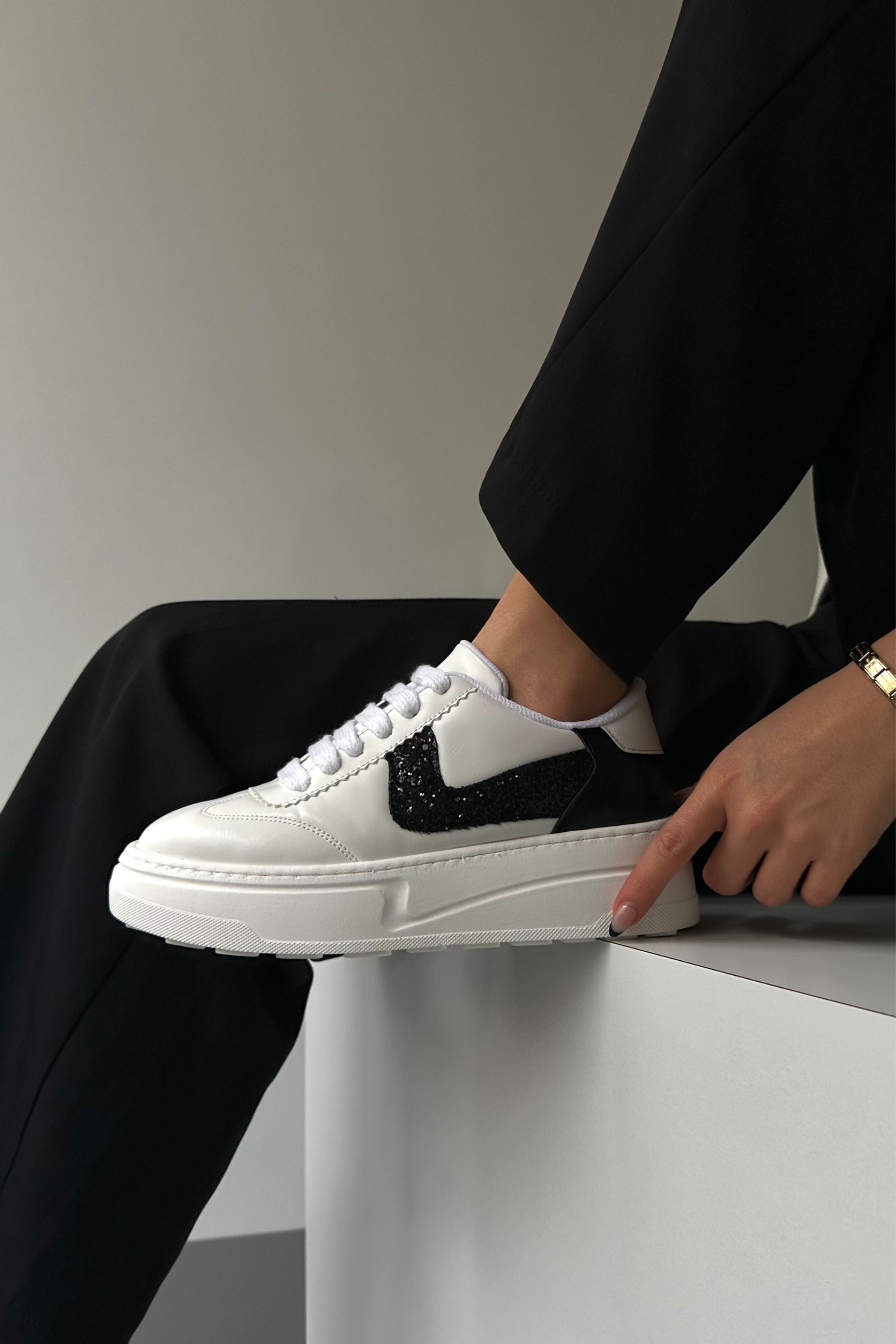 Kadın Spor Ayakkabı BEYAZ SİYAH