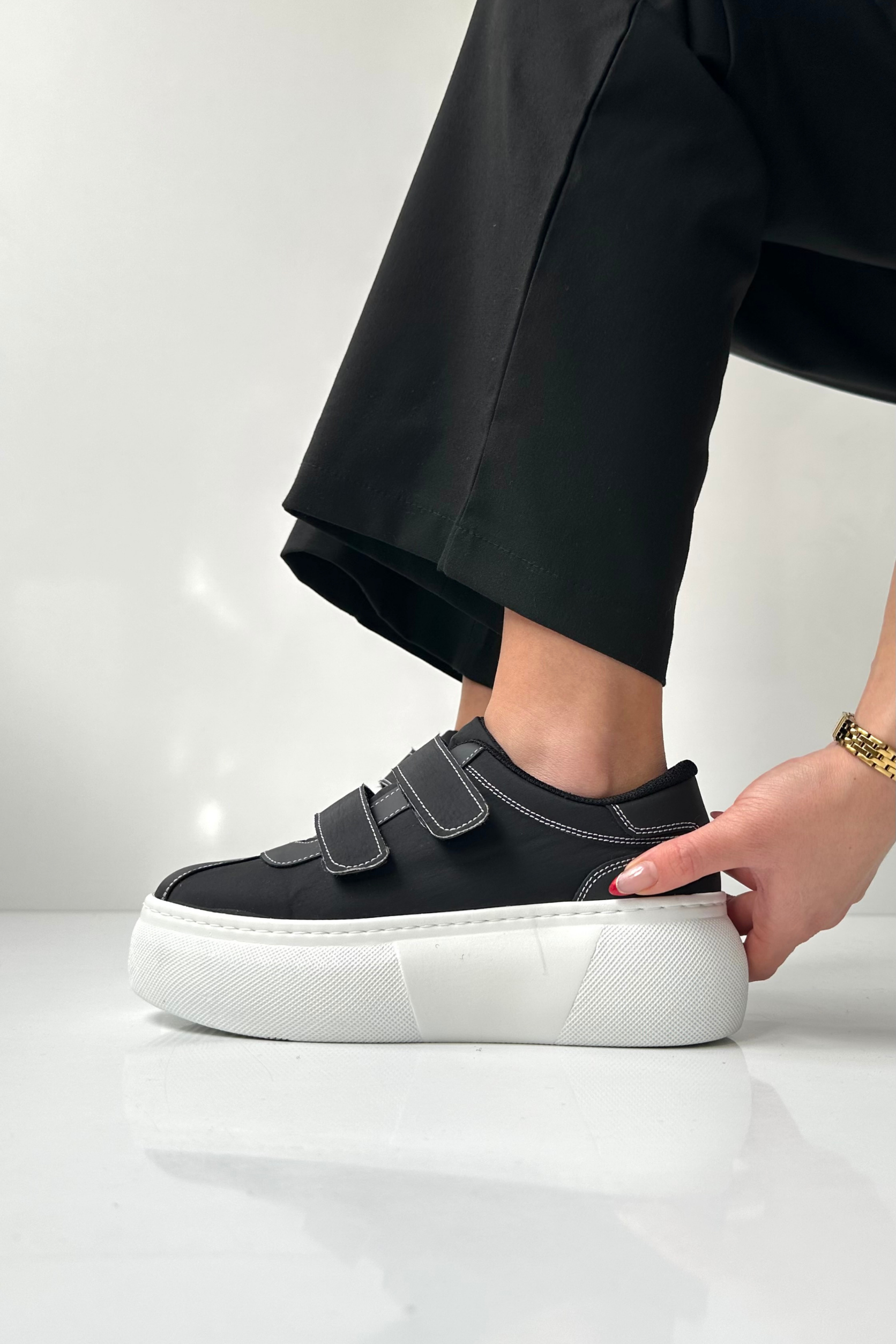 Kadın Spor Ayakkabı SİYAH BEYAZ