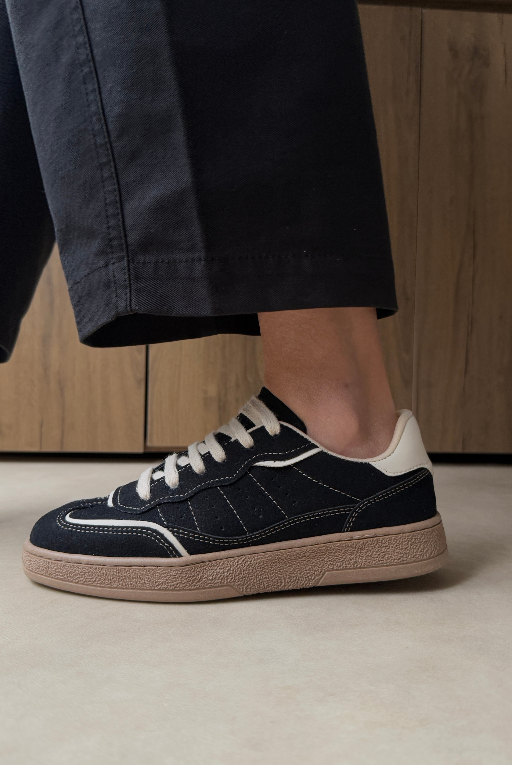 Kadın Spor Ayakkabı SİYAH SÜET