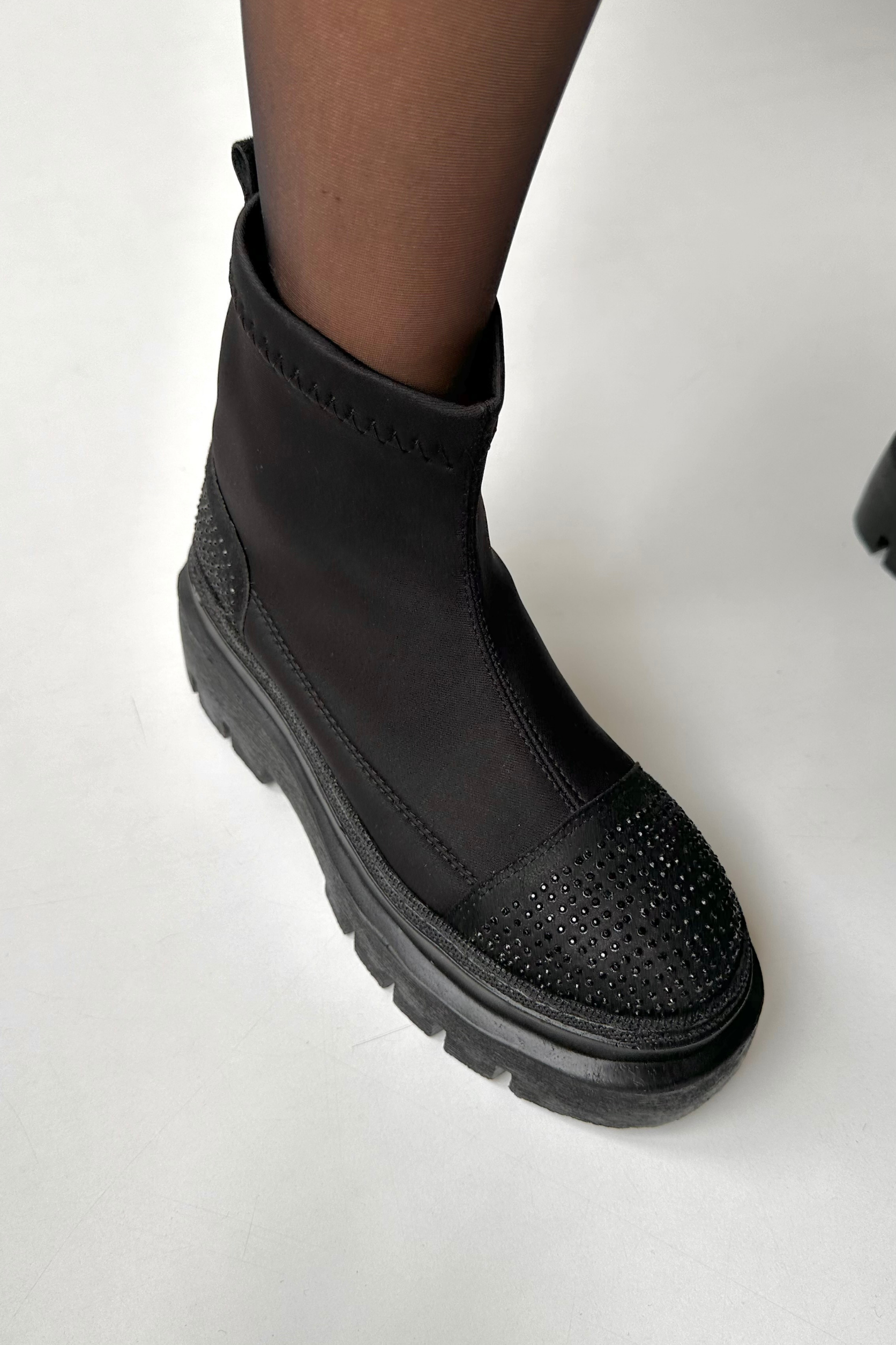 Kadın Streç Bot SİYAH TAŞLI