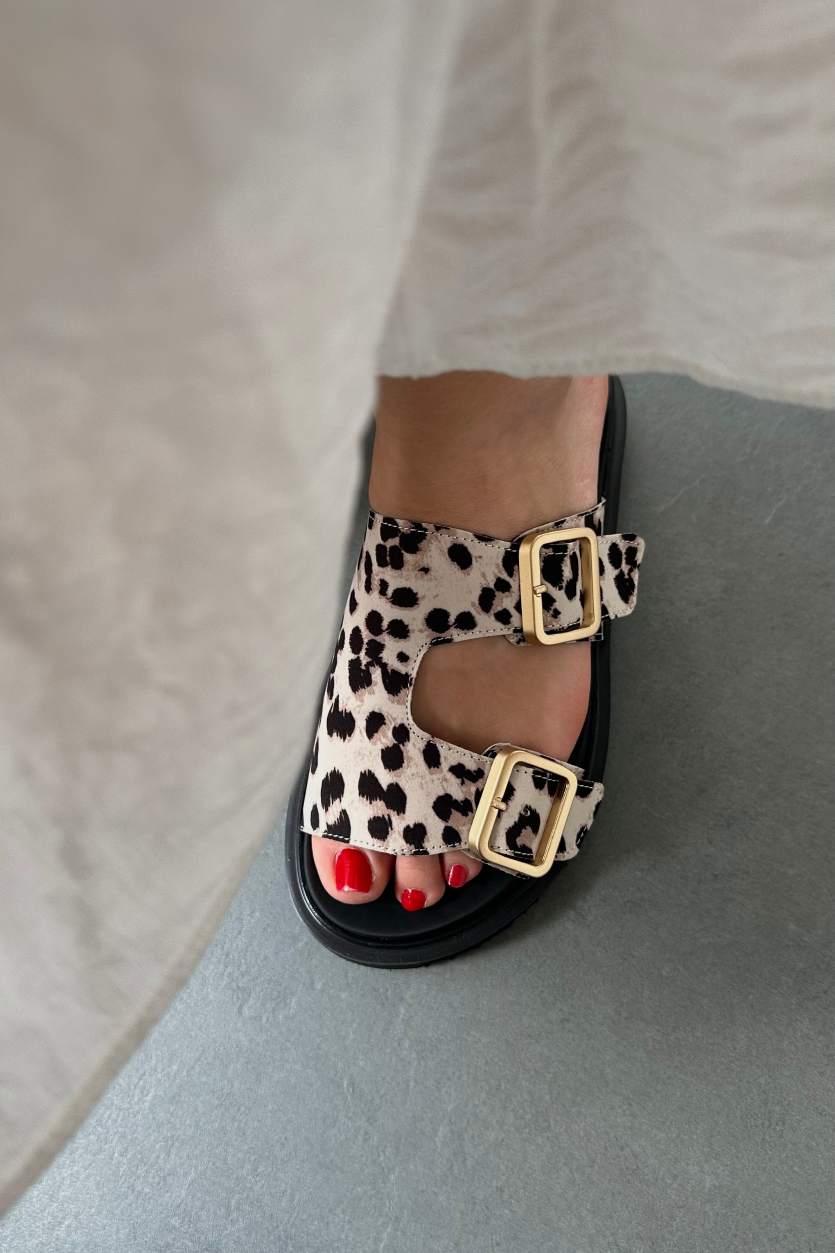 Kadın Terlik BEJ LEOPAR