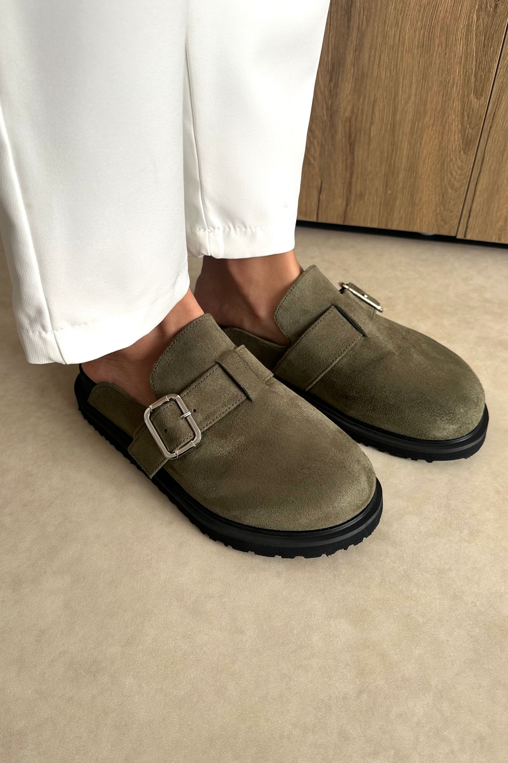 Kadın Terlik HAKİ SÜET