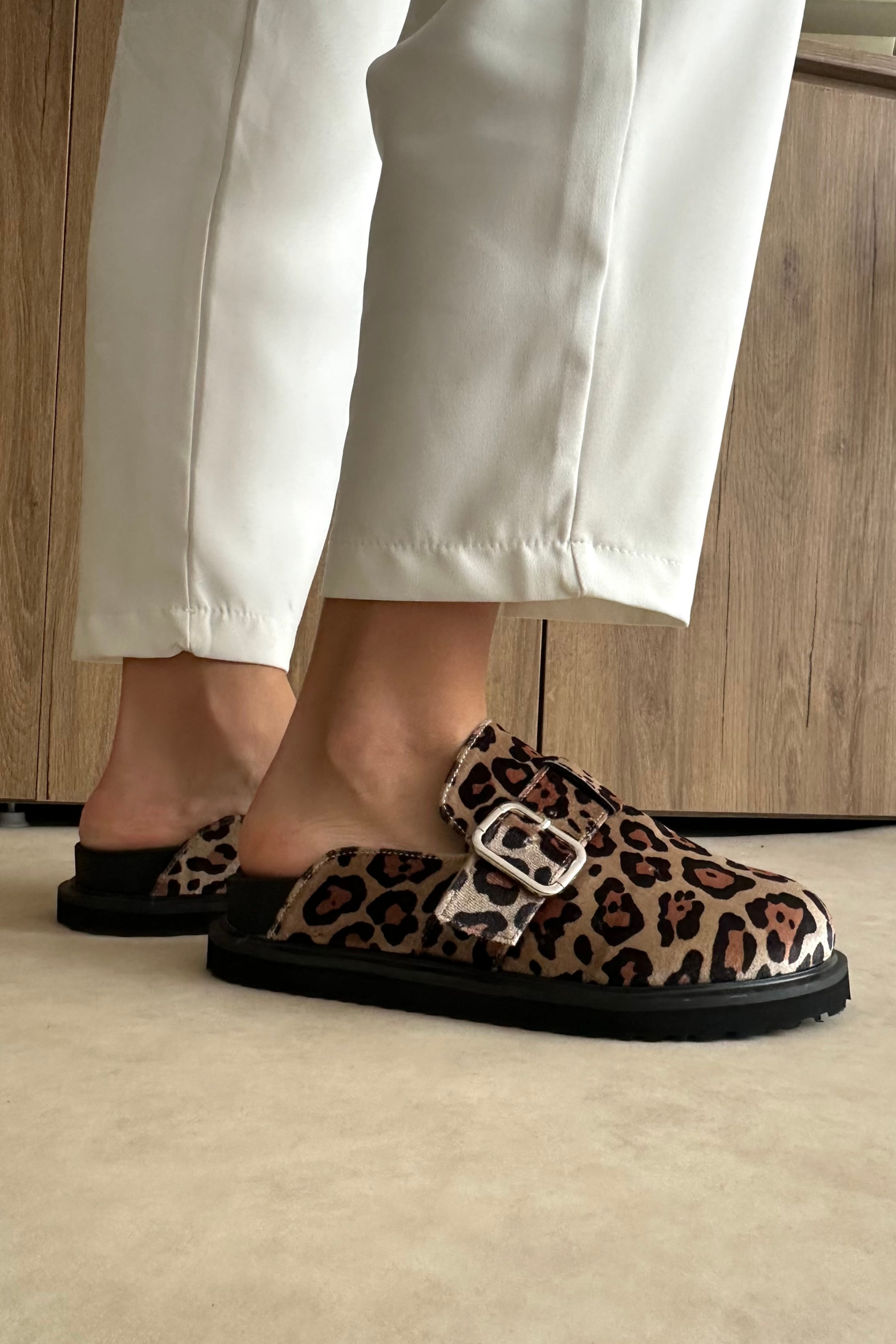 Kadın Terlik KADİFE LEOPAR