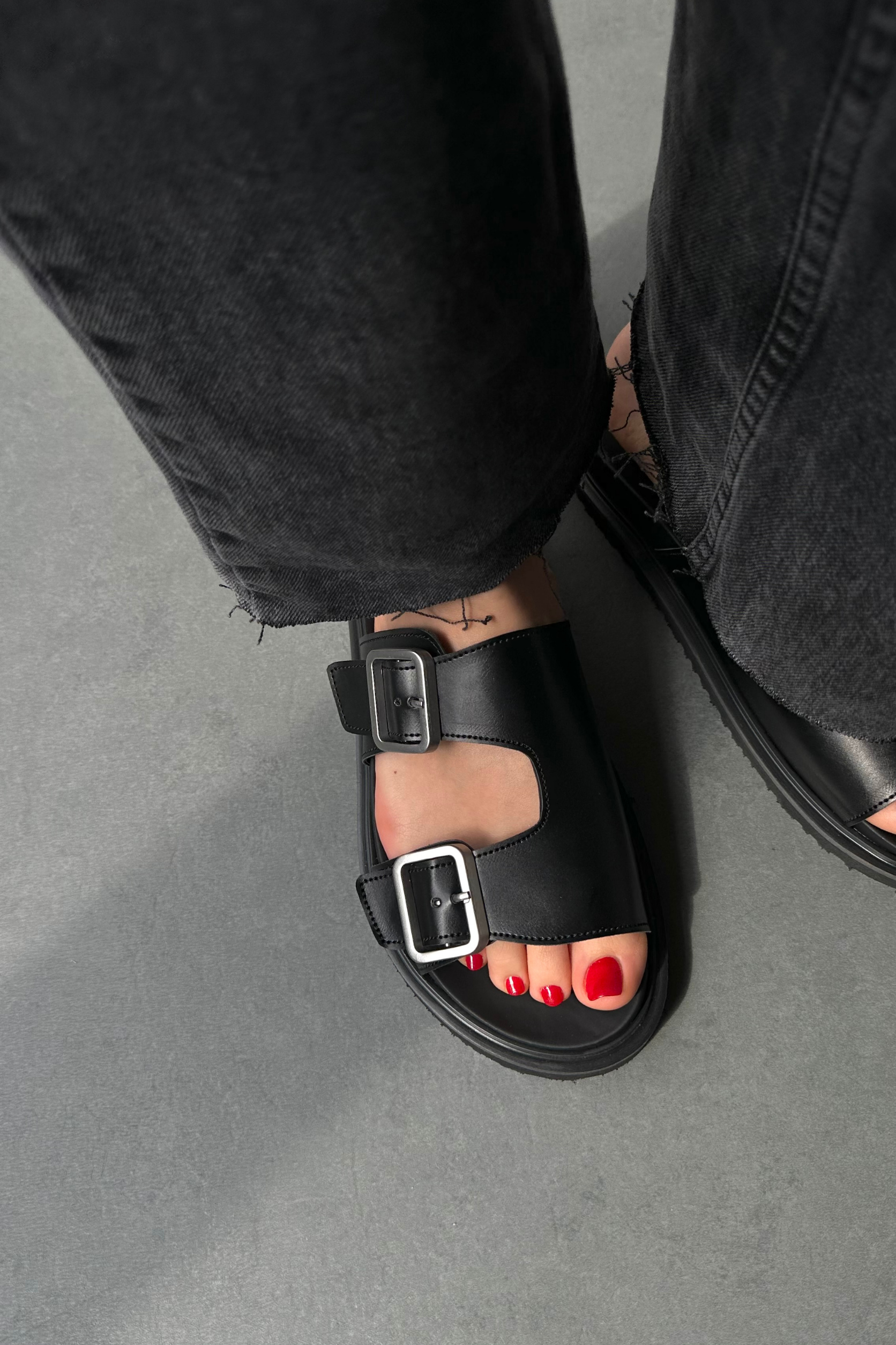 Kadın Terlik SİYAH