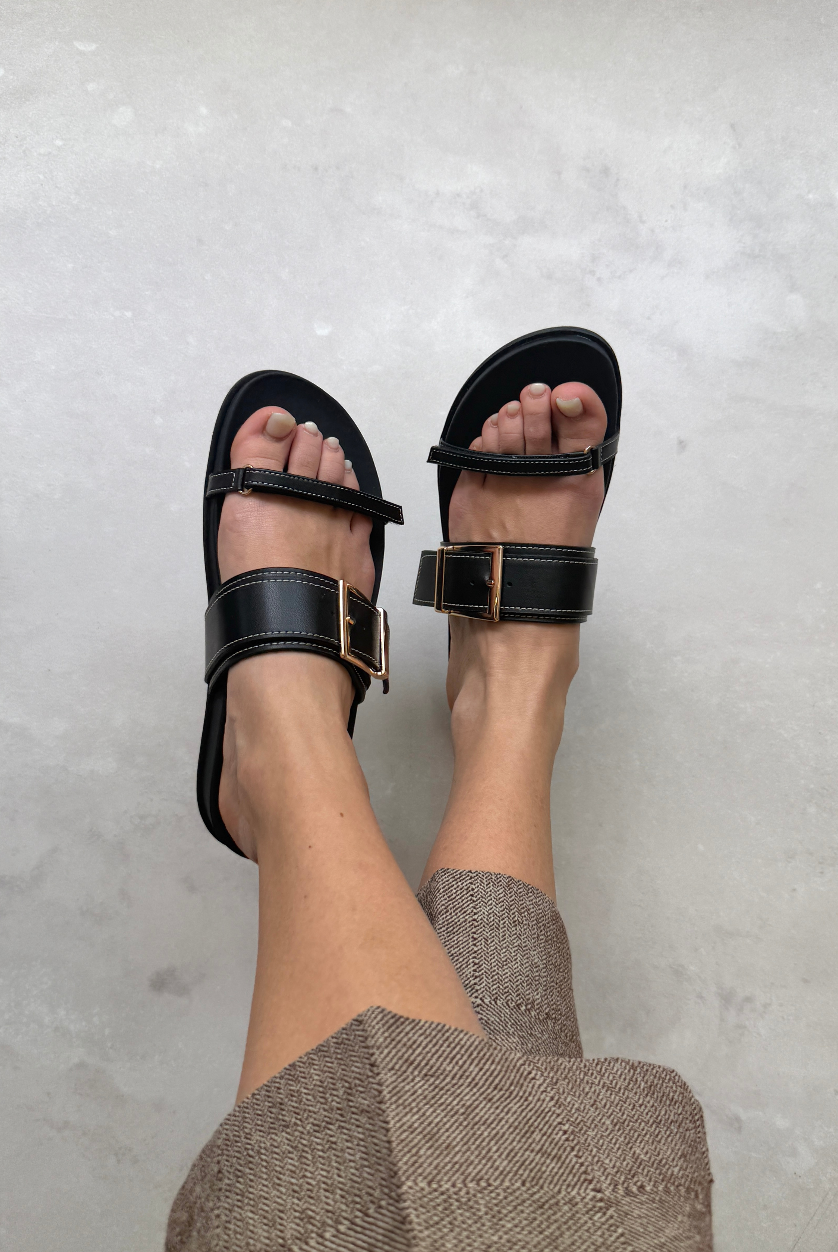 Kadın Terlik SİYAH