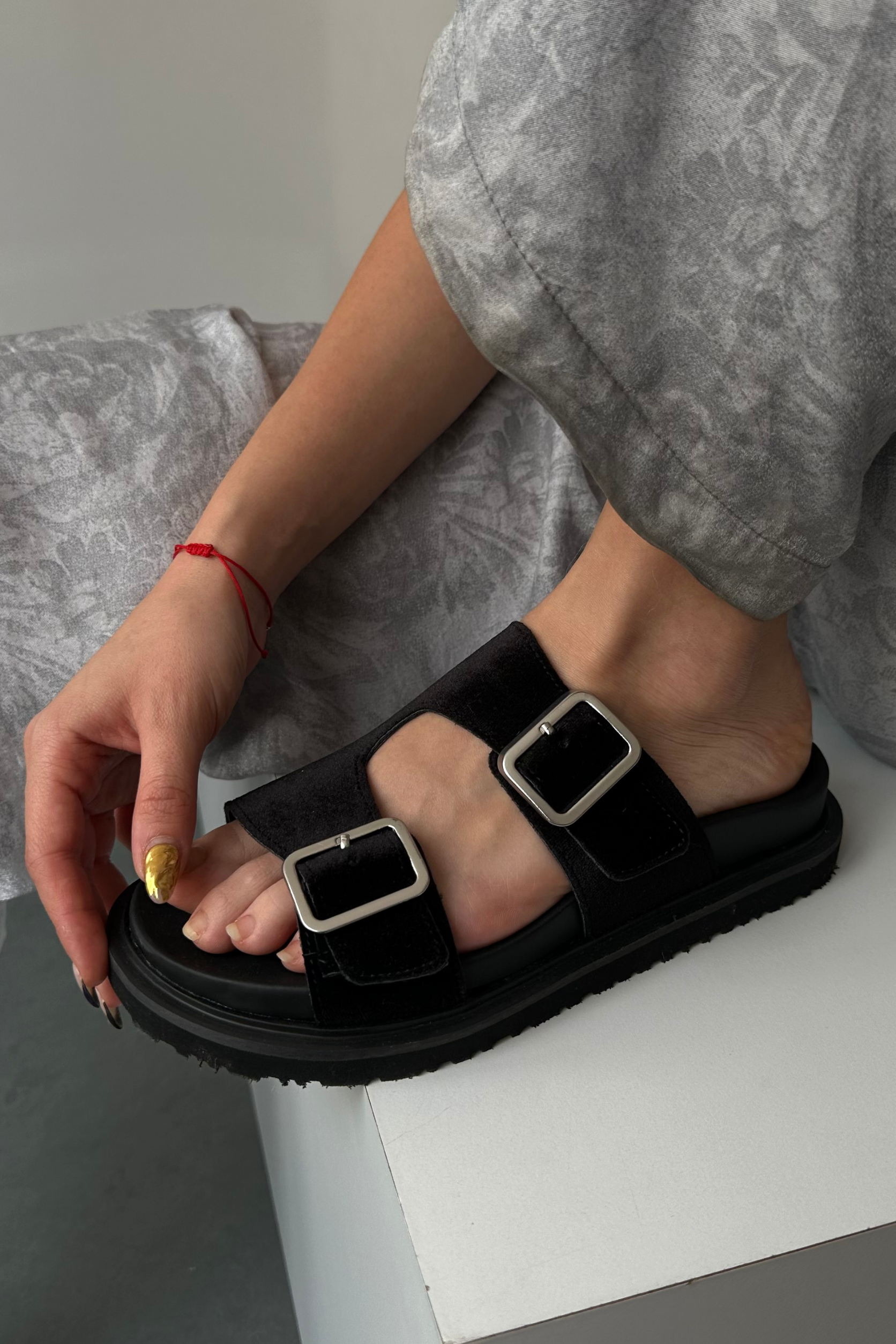 Kadın Terlik SİYAH KADİFE