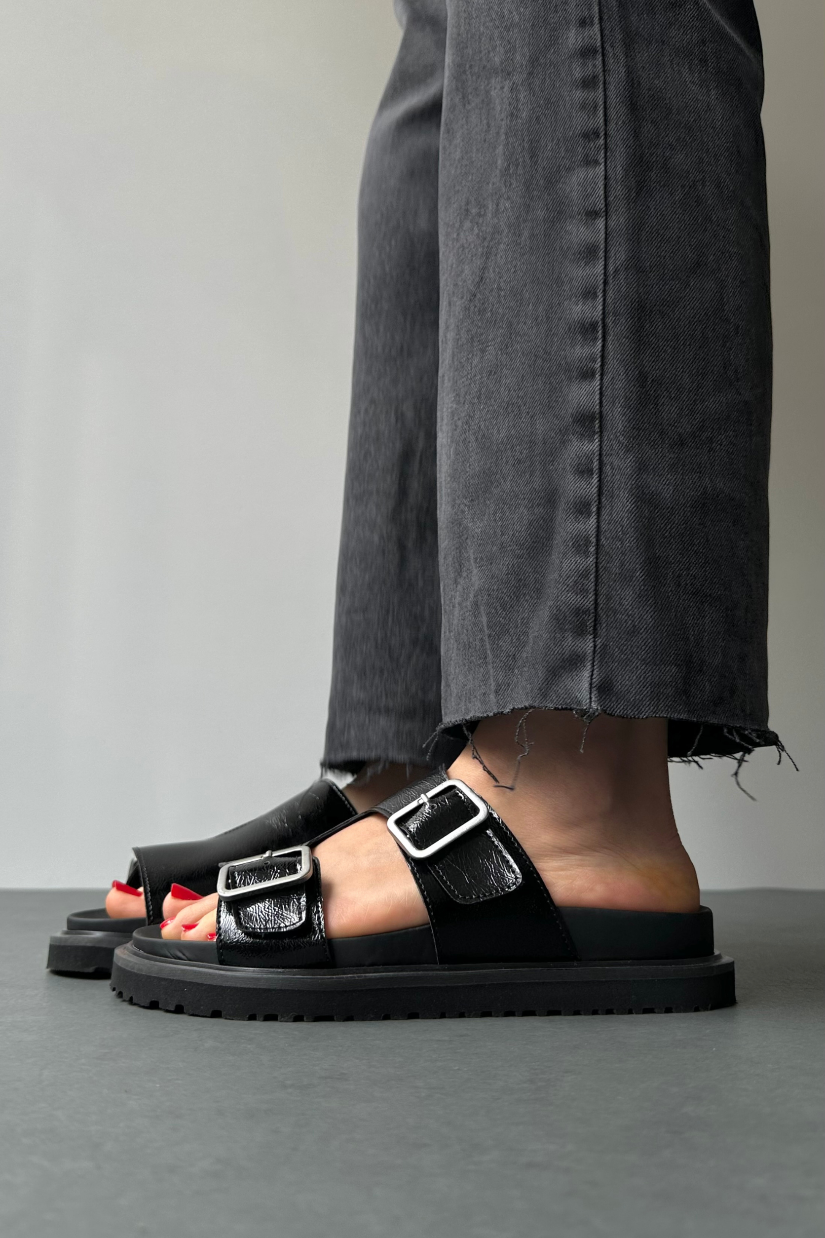 Kadın Terlik SİYAH RUGAN