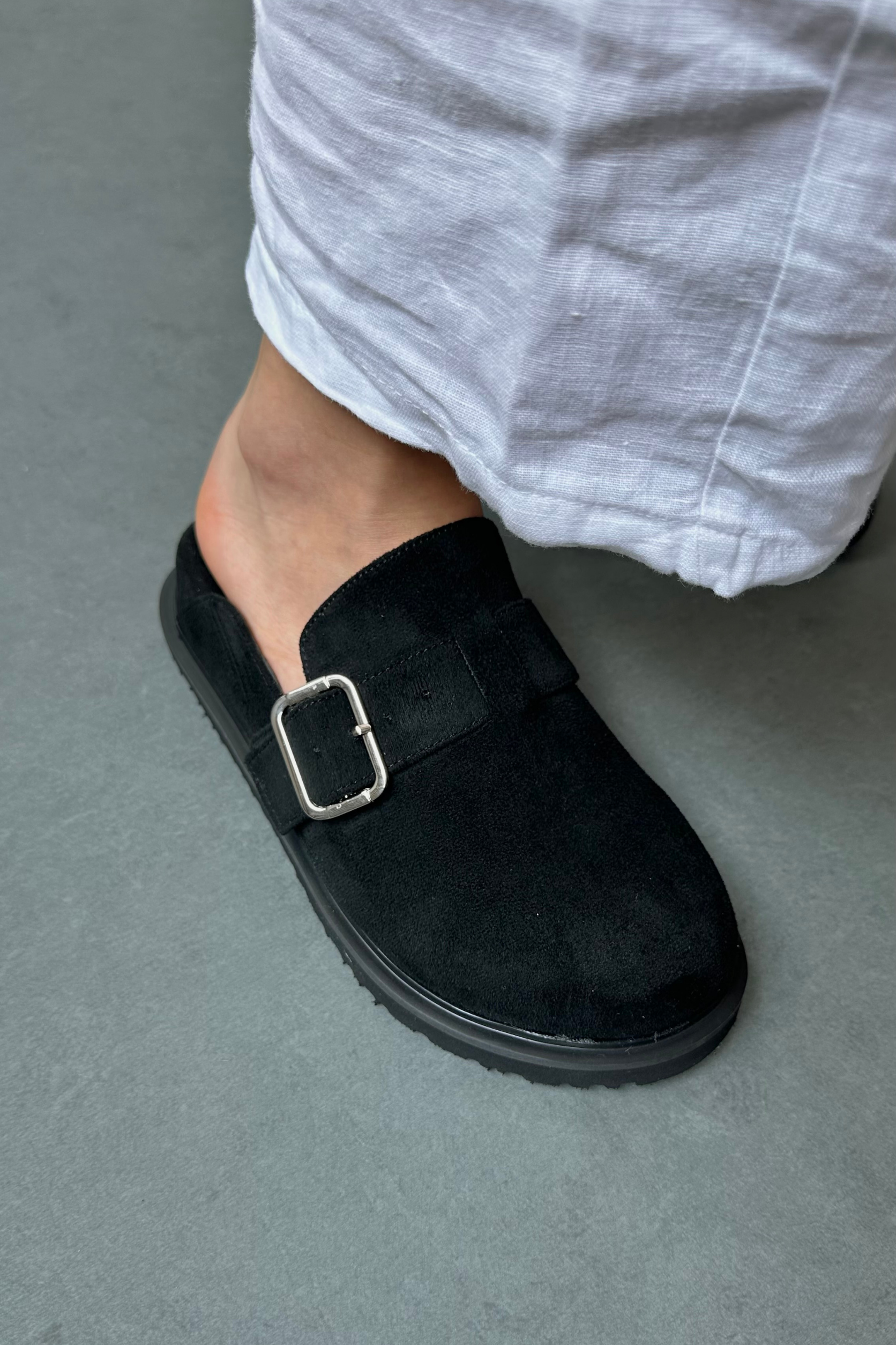 Kadın Terlik SİYAH SÜET