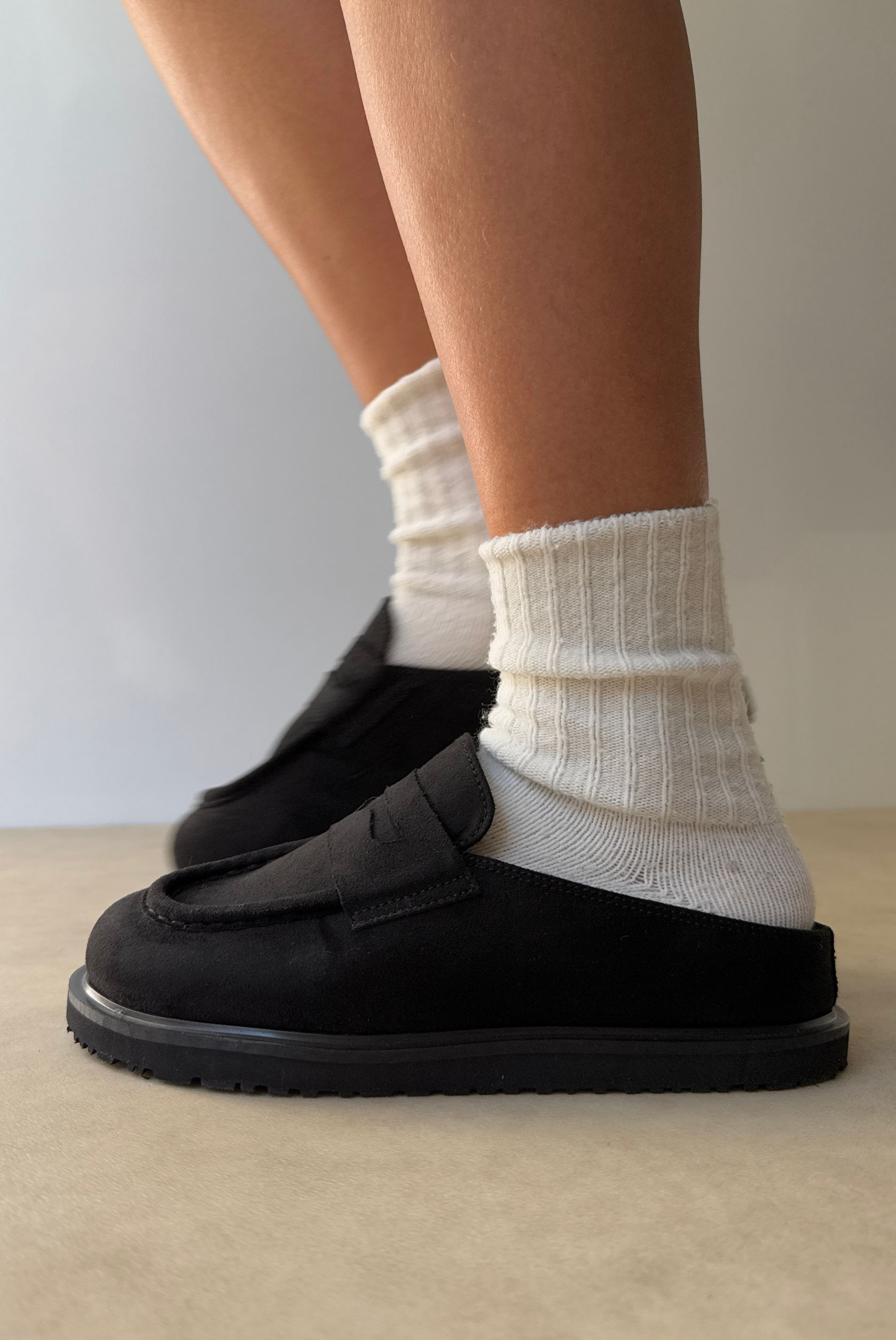 Kadın Terlik SİYAH SÜET