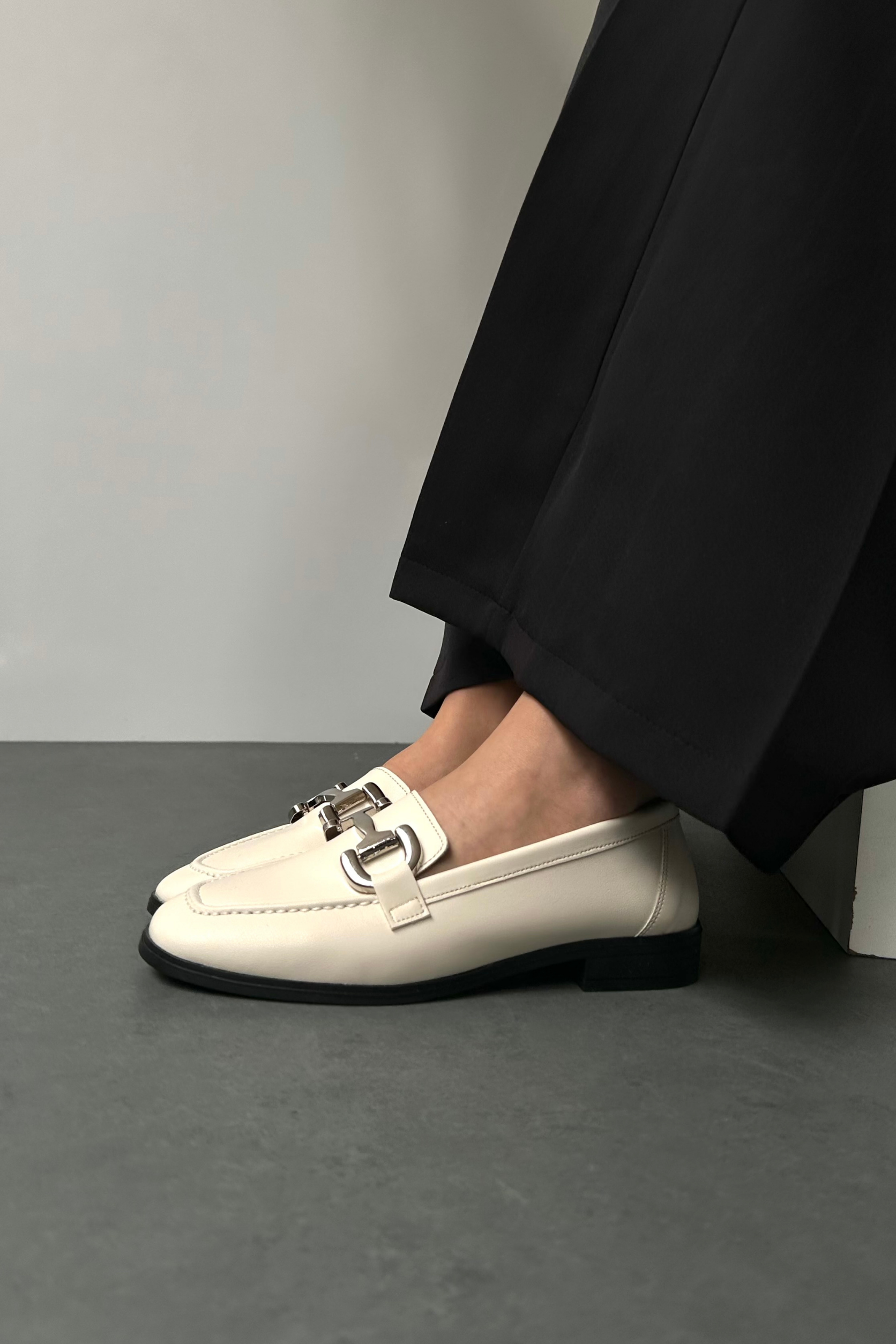 Kadın Tokalı Loafer BEJ