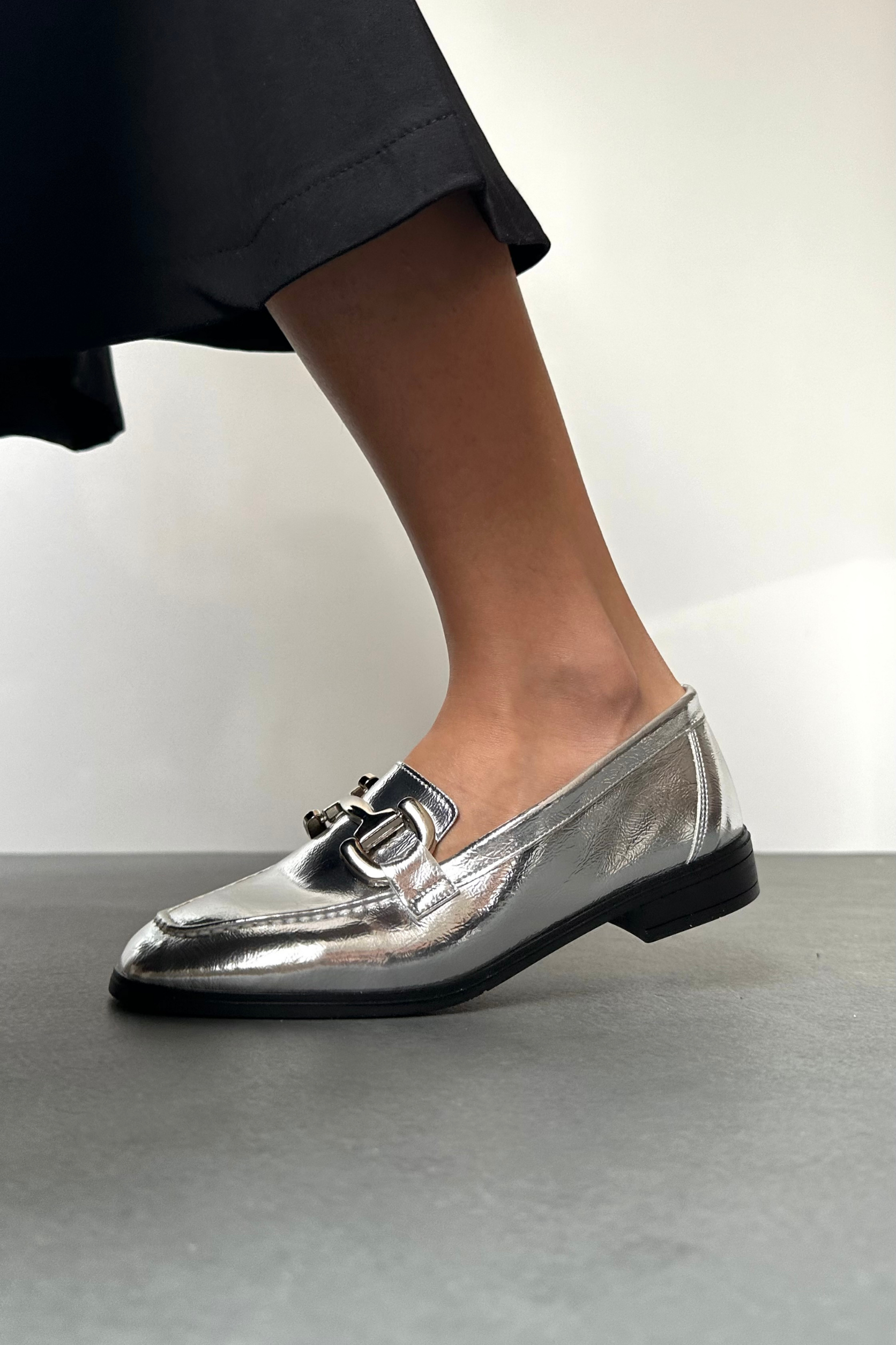 Kadın Tokalı Loafer SİLVER