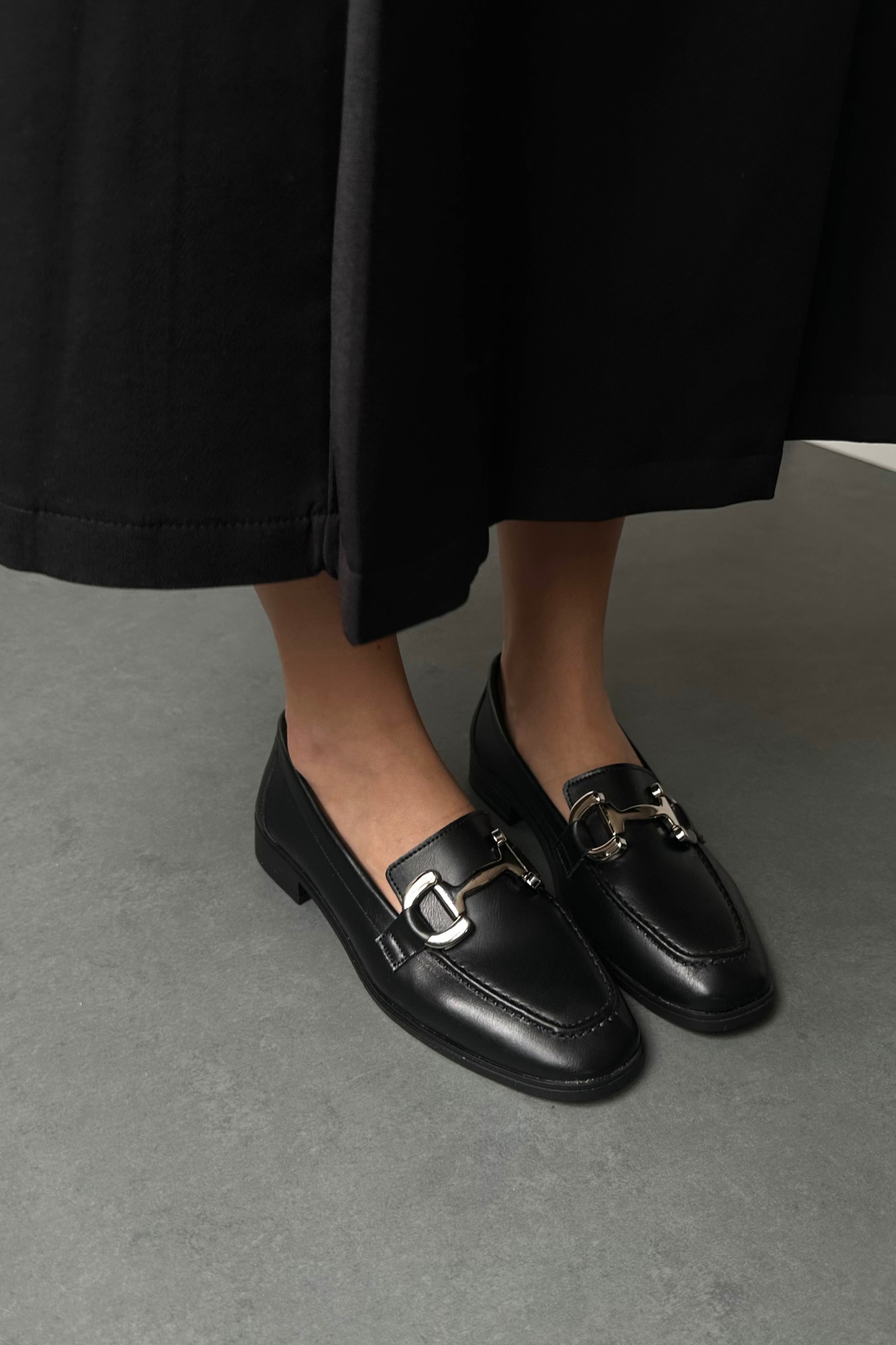 Kadın Tokalı Loafer SİYAH