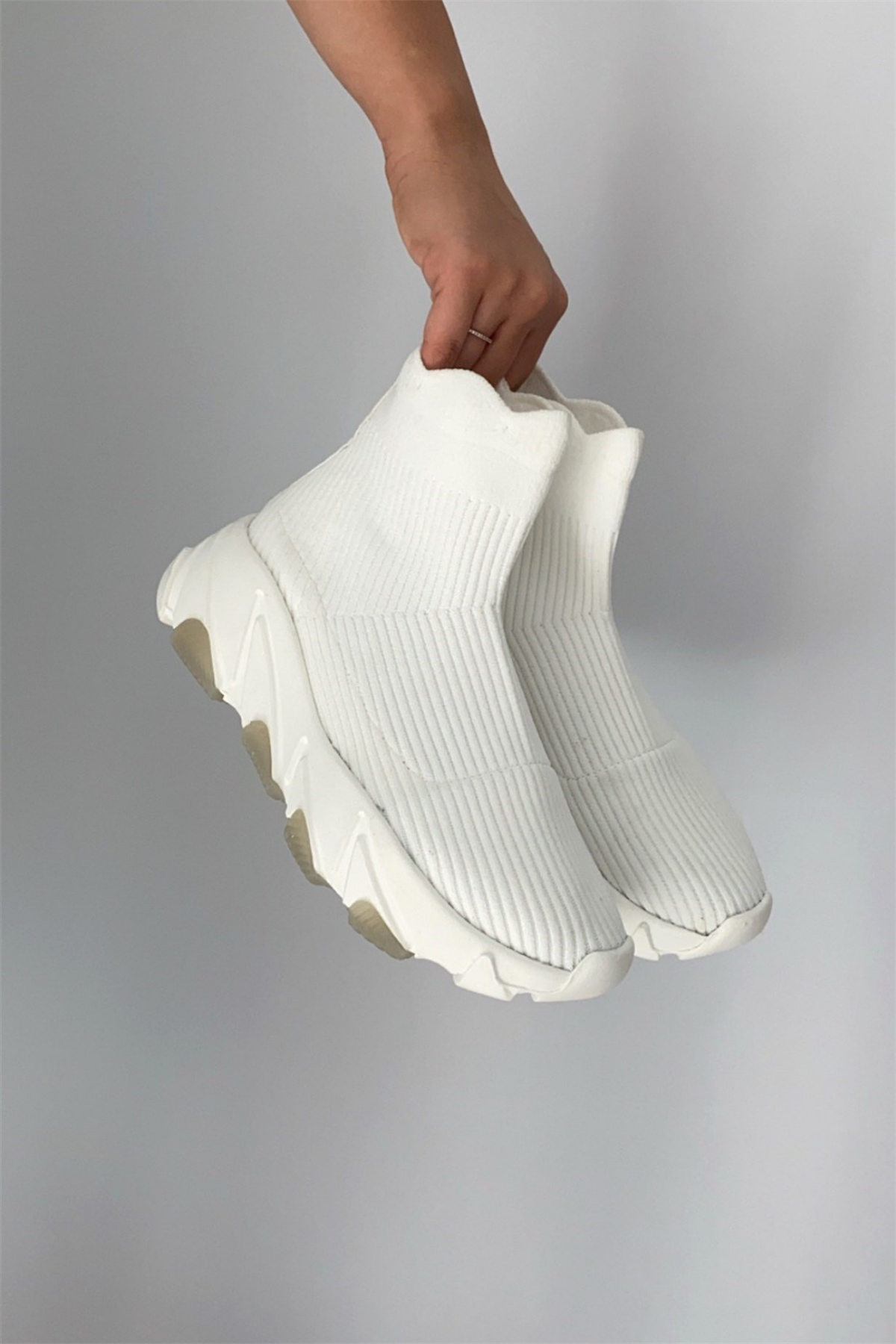 Kadın Triko Bot BEYAZ