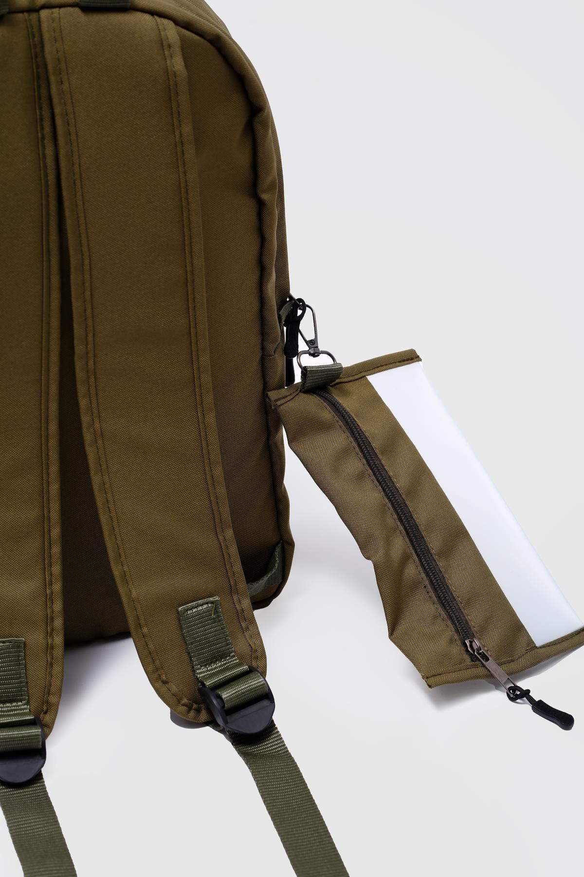 Kalemlikli Unisex Sırt Çantası Haki