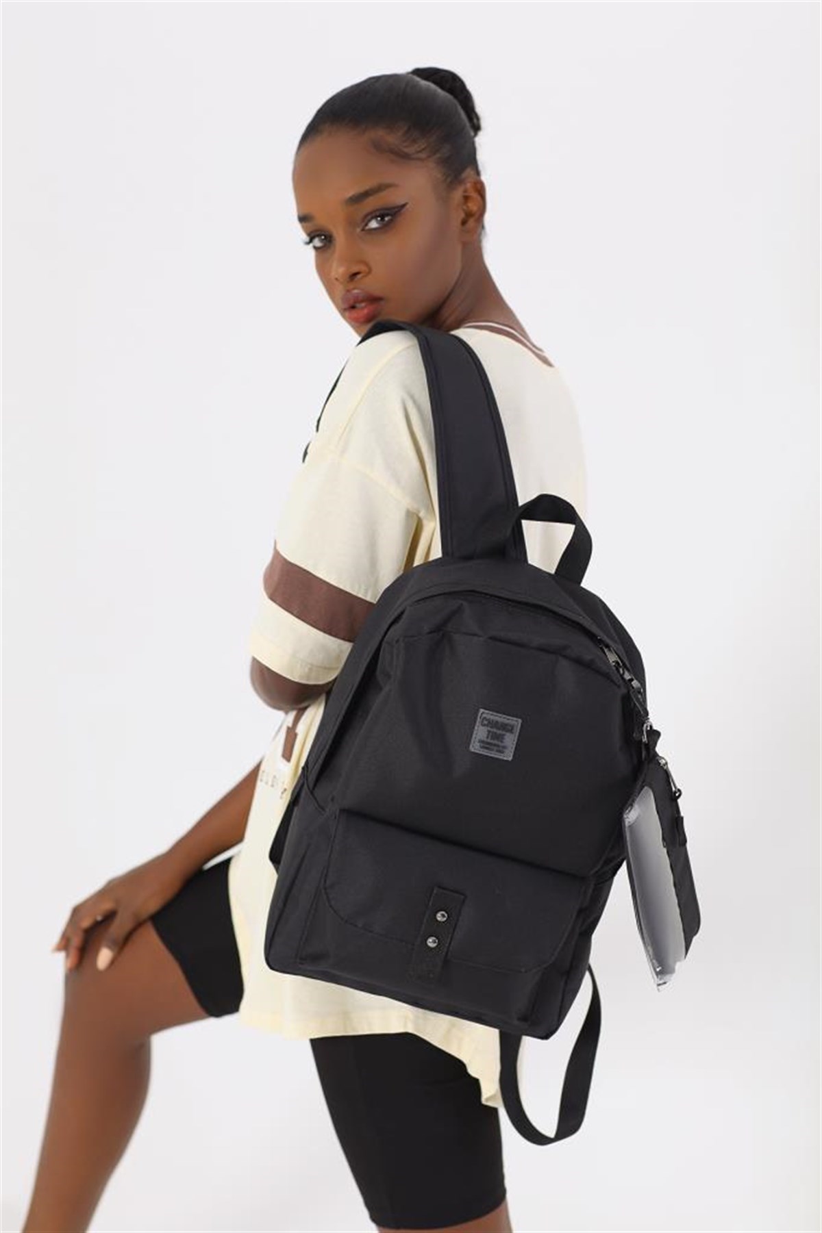 Kalemlikli Unisex Sırt Çantası SİYAH