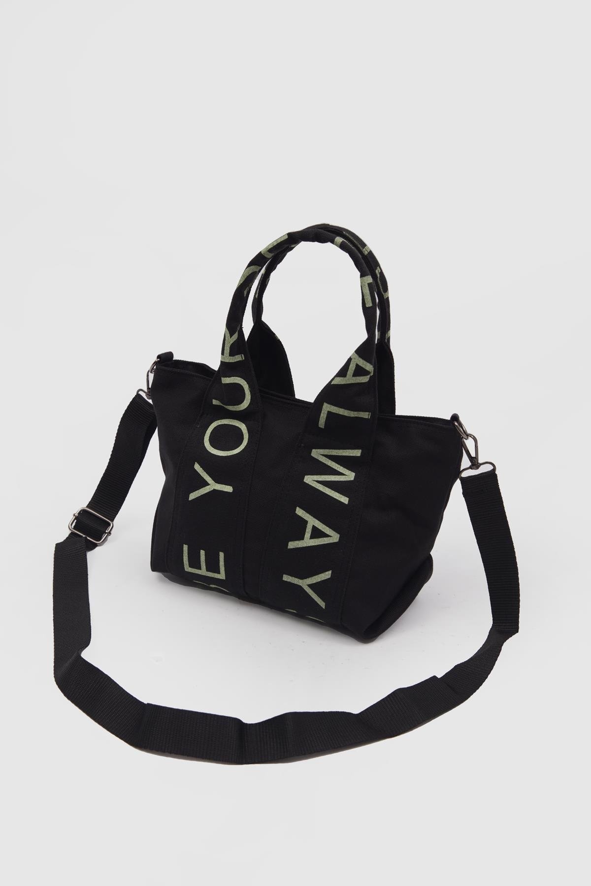 Kanvas Kumaş Çapraz Çanta Kadın Yazılı SİYAH